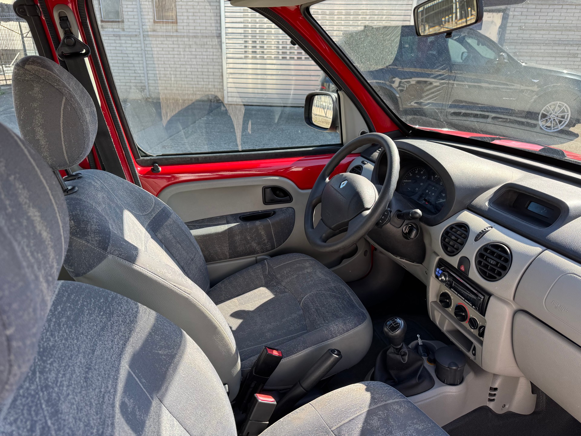 RENAULT Kangoo 1.2 16V Privilège-image-9