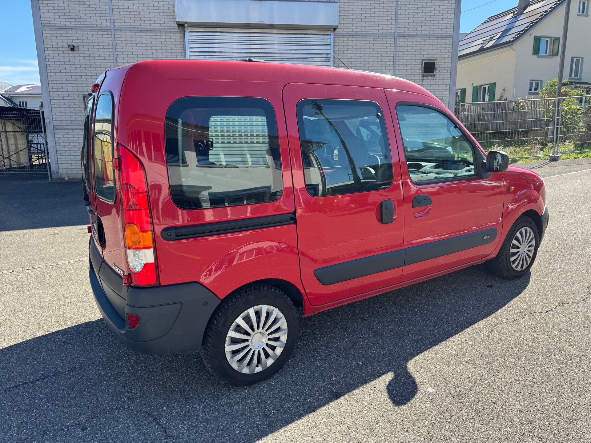 RENAULT Kangoo 1.2 16V Privilège-image-3