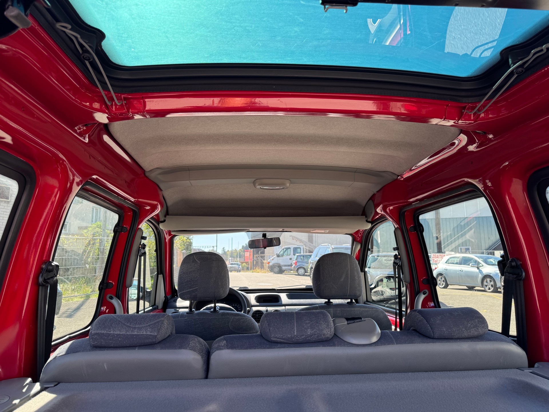 RENAULT Kangoo 1.2 16V Privilège-image-12