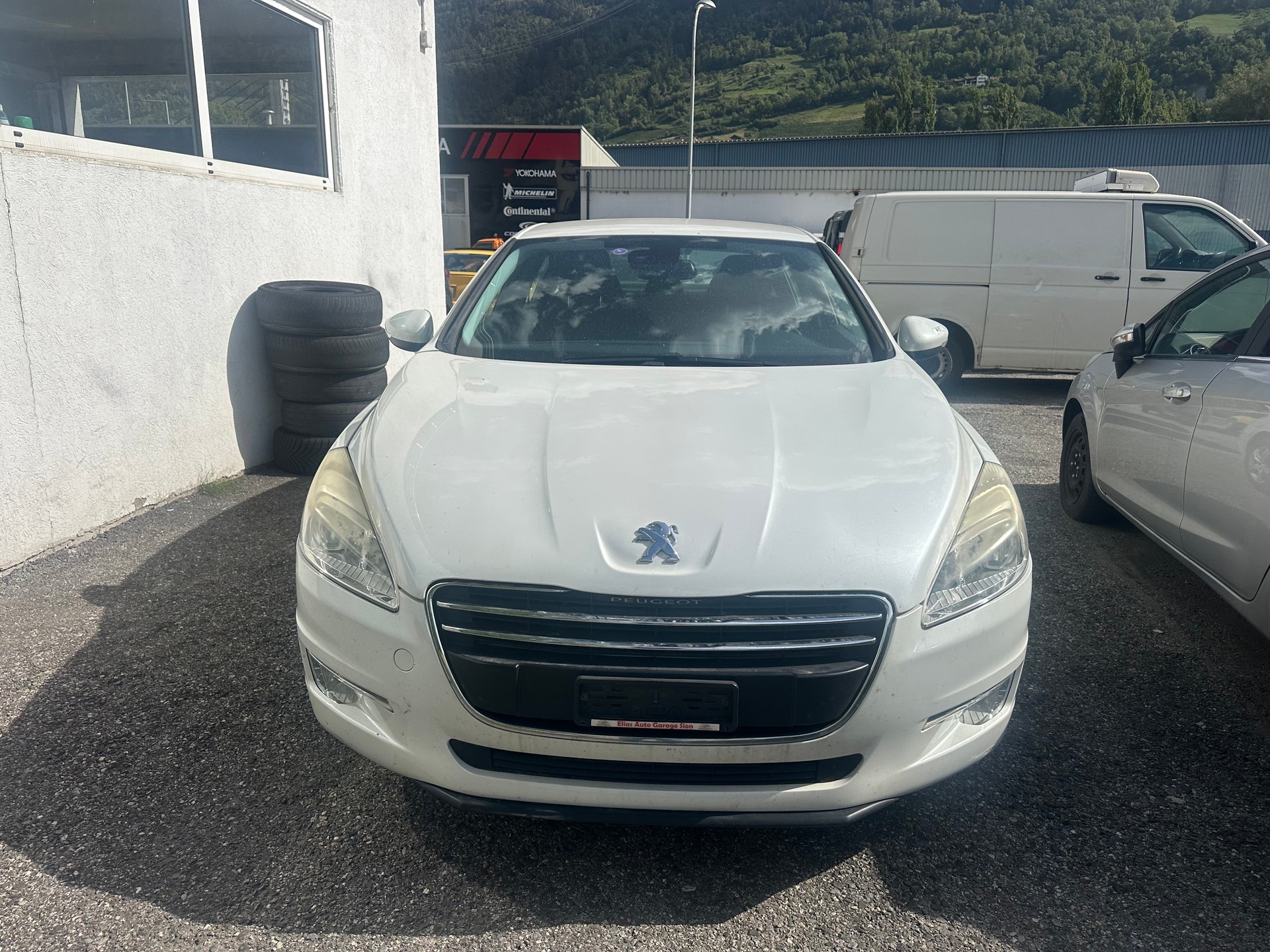 PEUGEOT 508 1.6 16V T Active-image-1