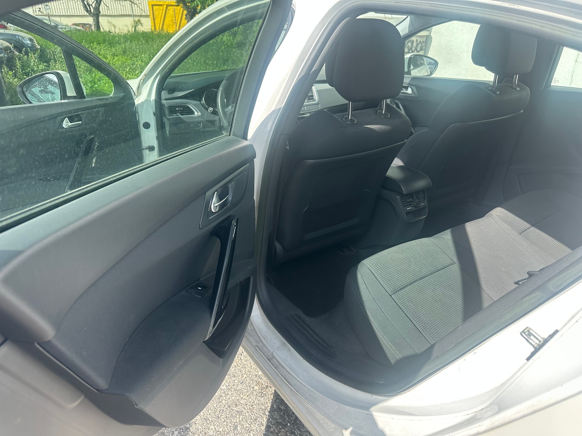 PEUGEOT 508 1.6 16V T Active-image-9