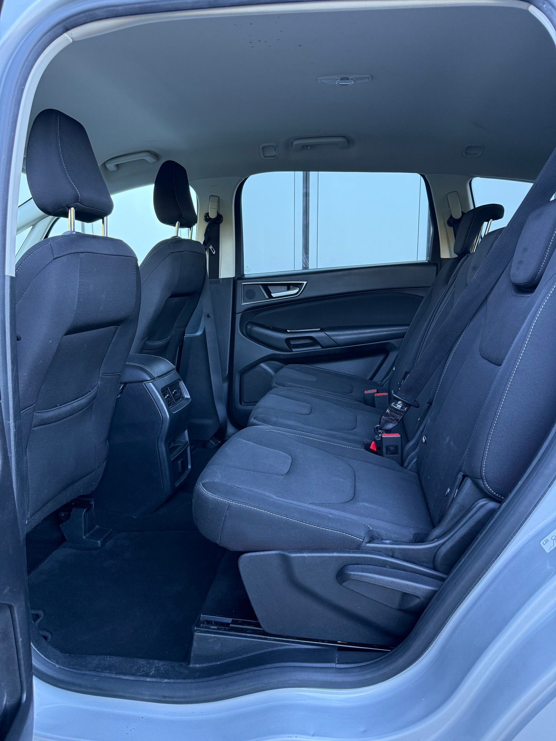 FORD S-Max 2.0 TDCi Trend PoweShift-image-14