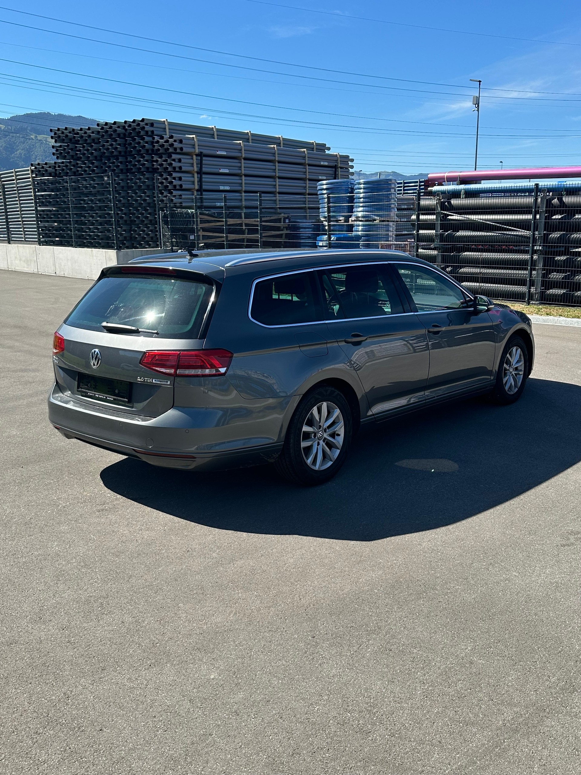 VW Passat Variant 2.0 TDI BMT Highline DSG-image-4