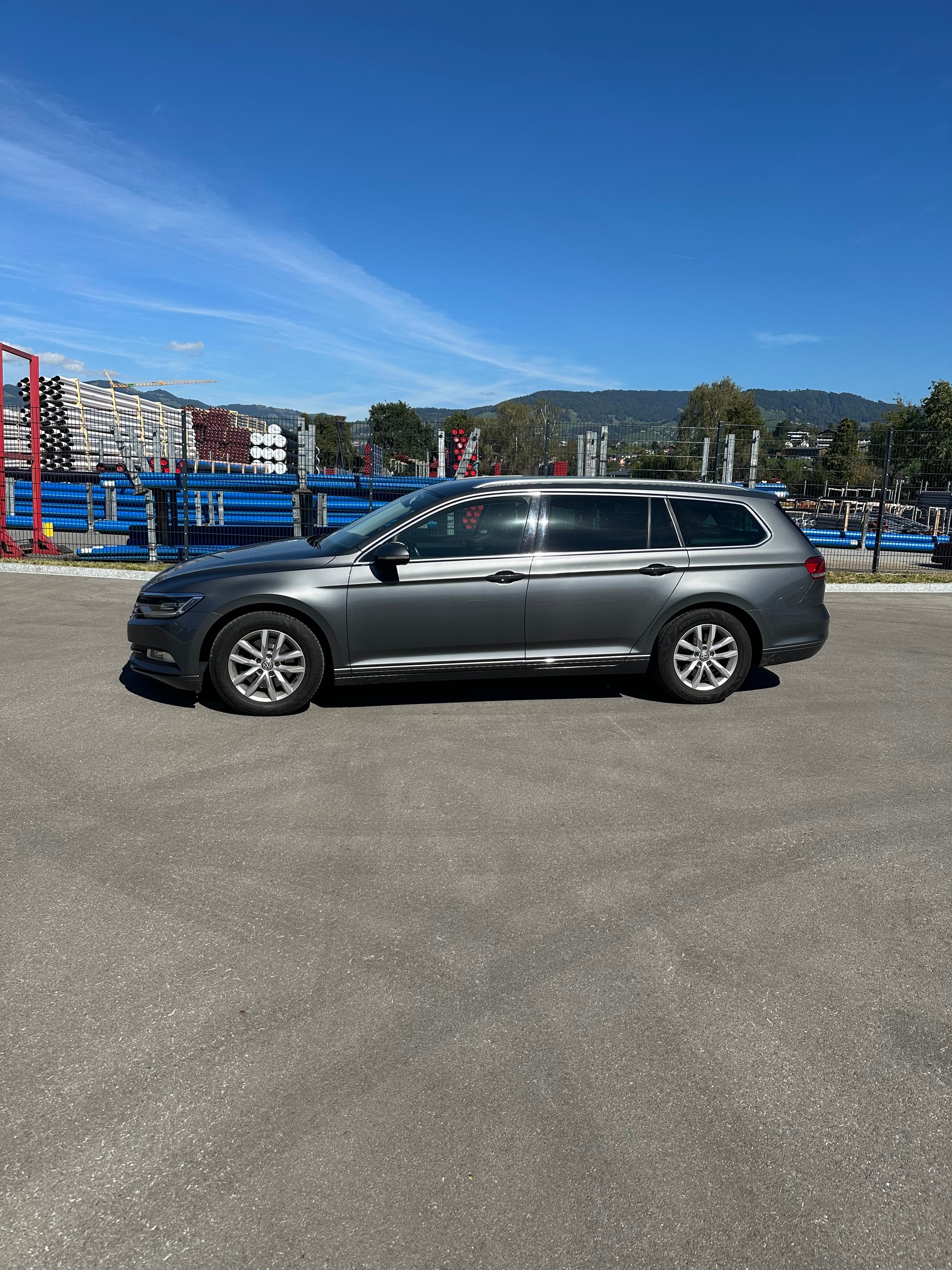 VW Passat Variant 2.0 TDI BMT Highline DSG-image-1