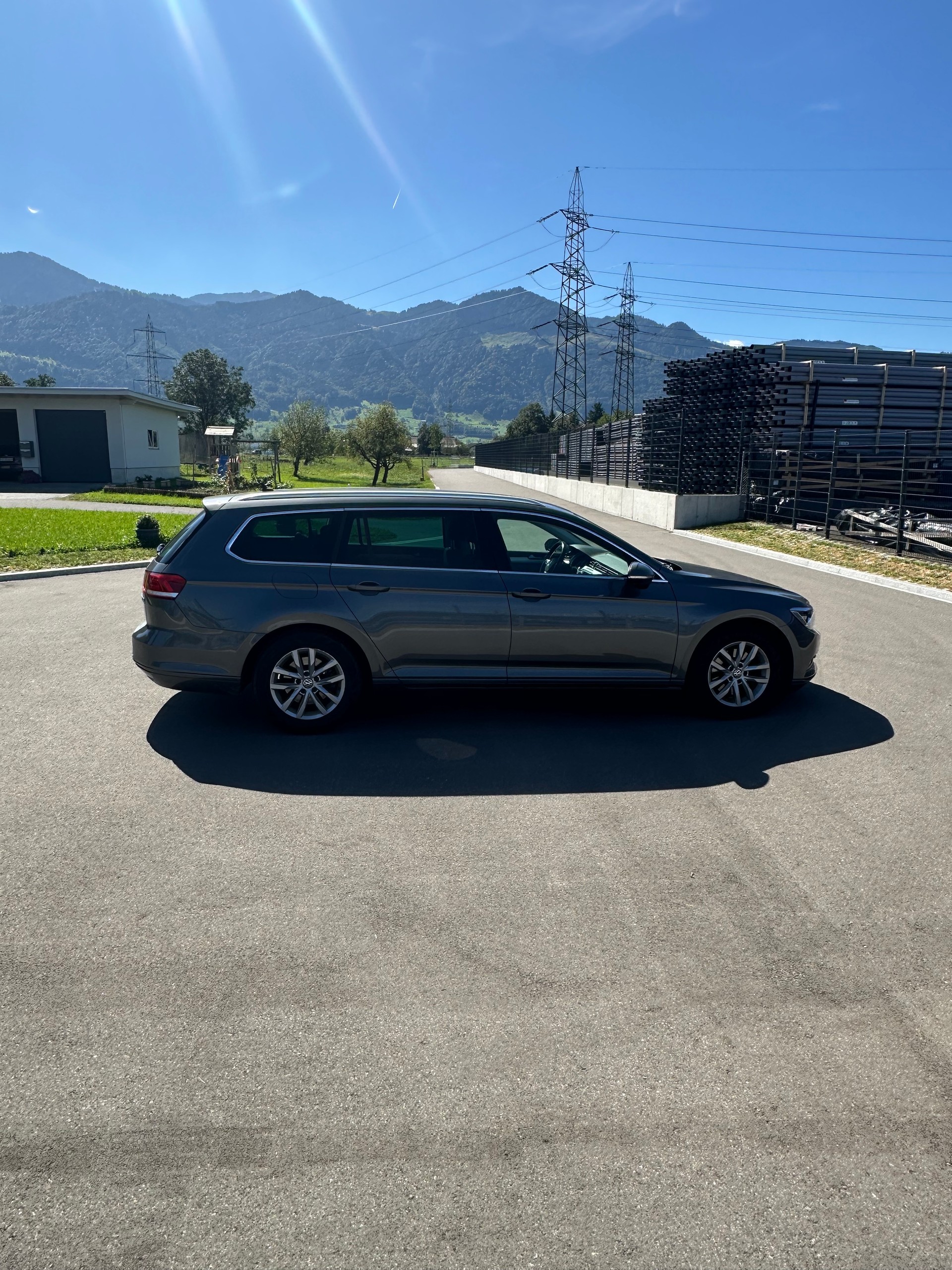 VW Passat Variant 2.0 TDI BMT Highline DSG-image-5
