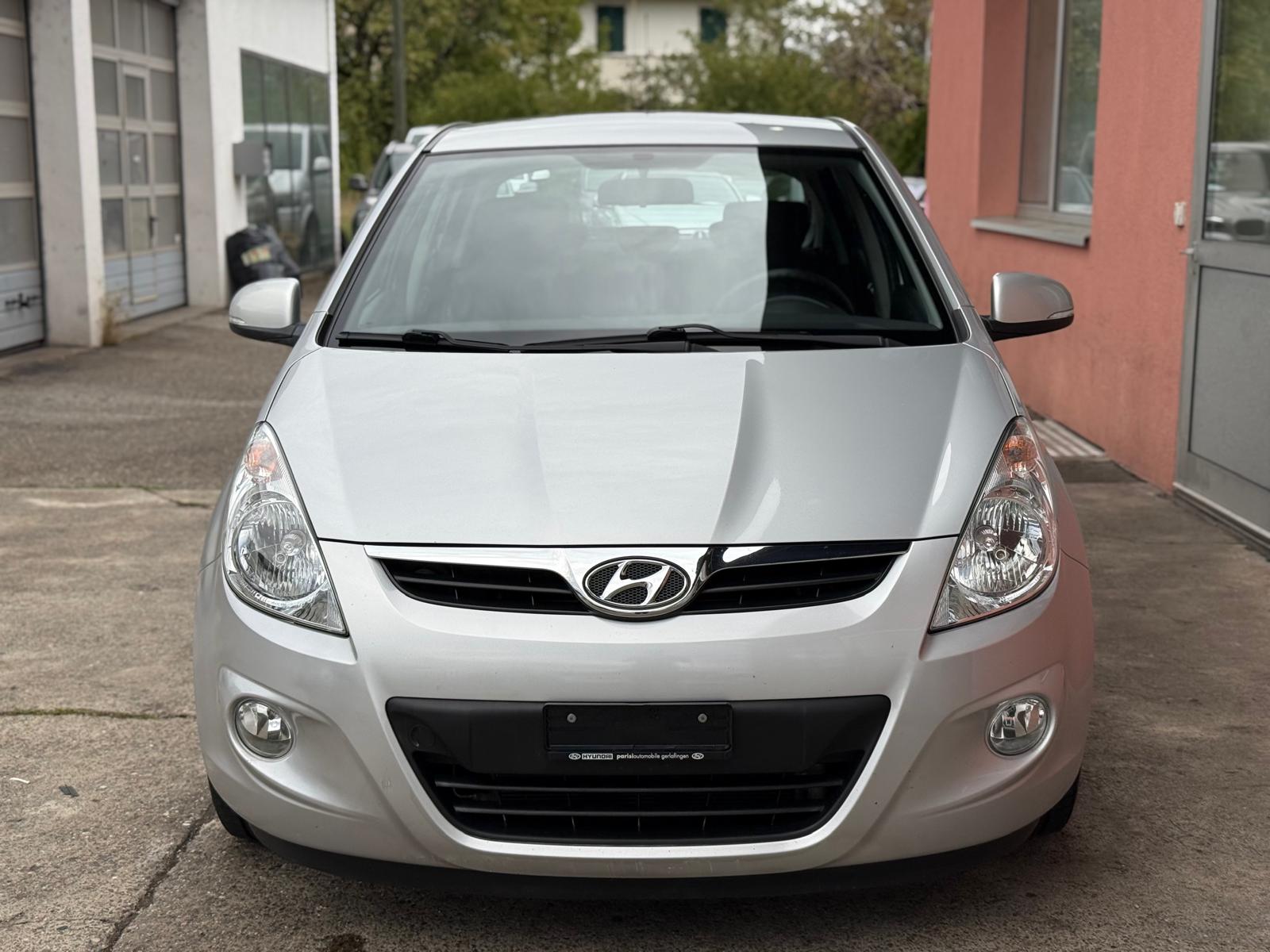 HYUNDAI i20 1.4 Style / MFK 04.2025-image-1