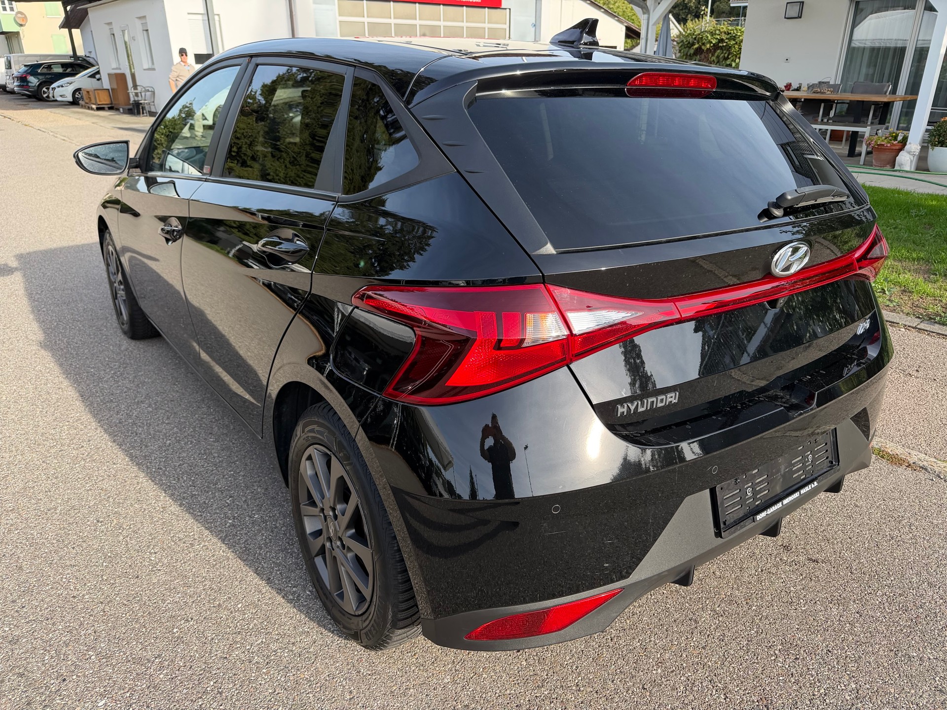 HYUNDAI i20 1.0 T-GDi Amplia-image-5