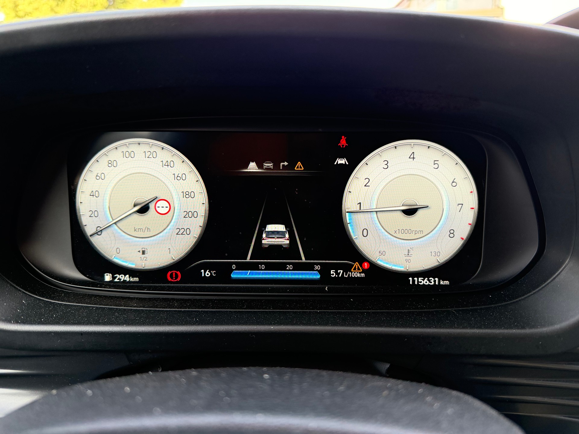 HYUNDAI i20 1.0 T-GDi Amplia-image-10
