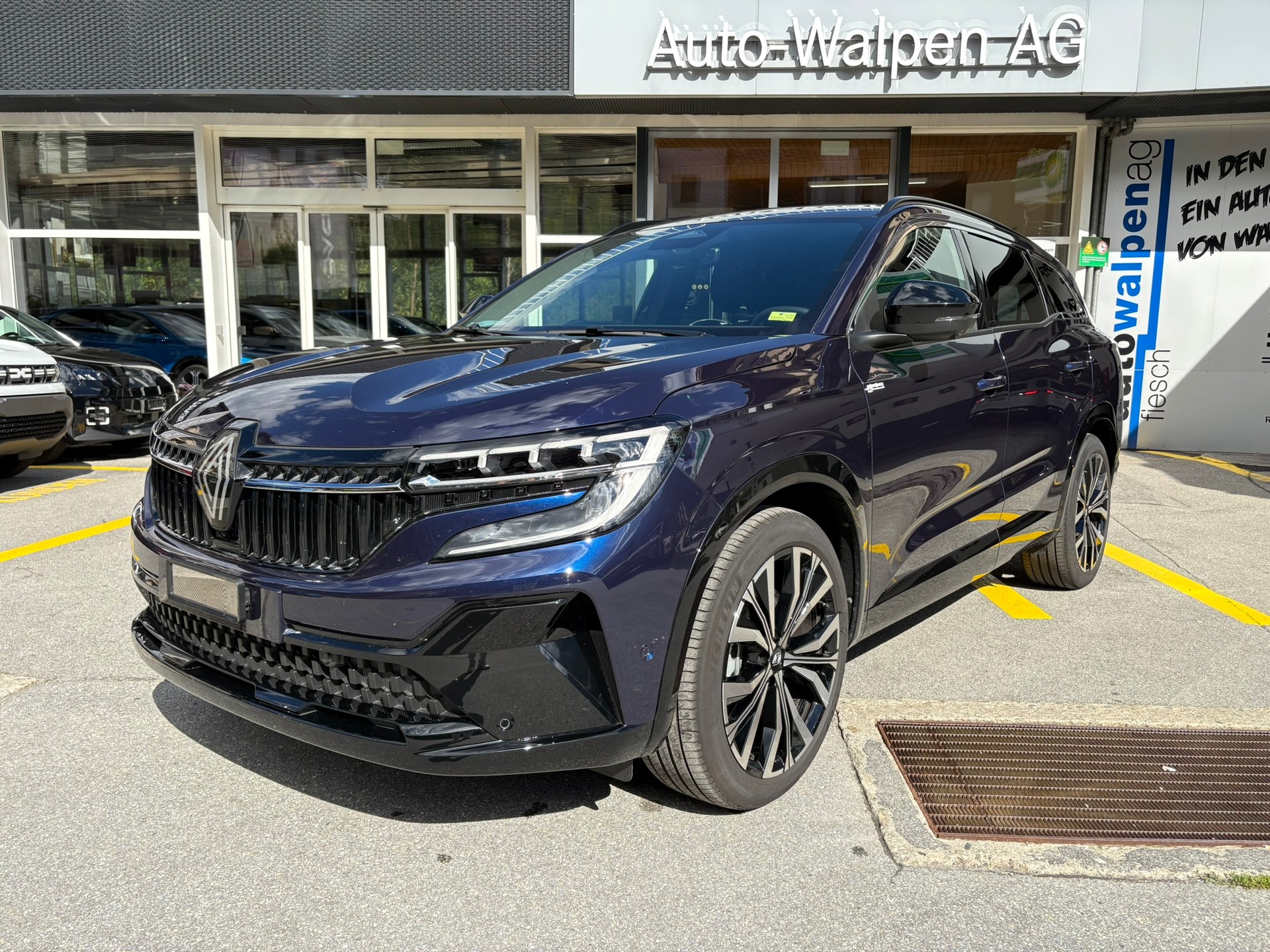 RENAULT Espace 1.2 E-Tech Iconic-image-0