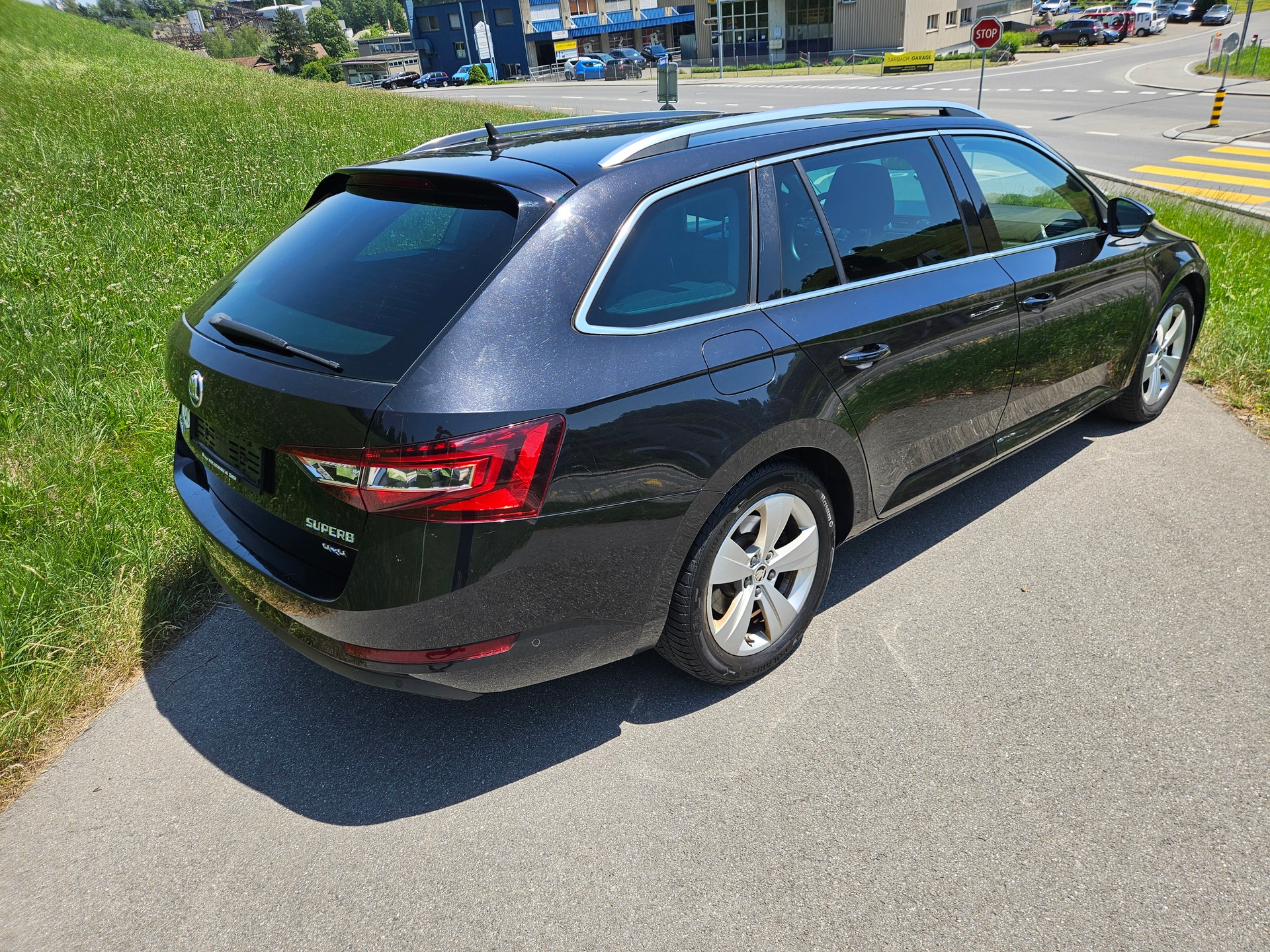 SKODA Superb Combi 2.0 TDi Style 4x4 DSG-image-1