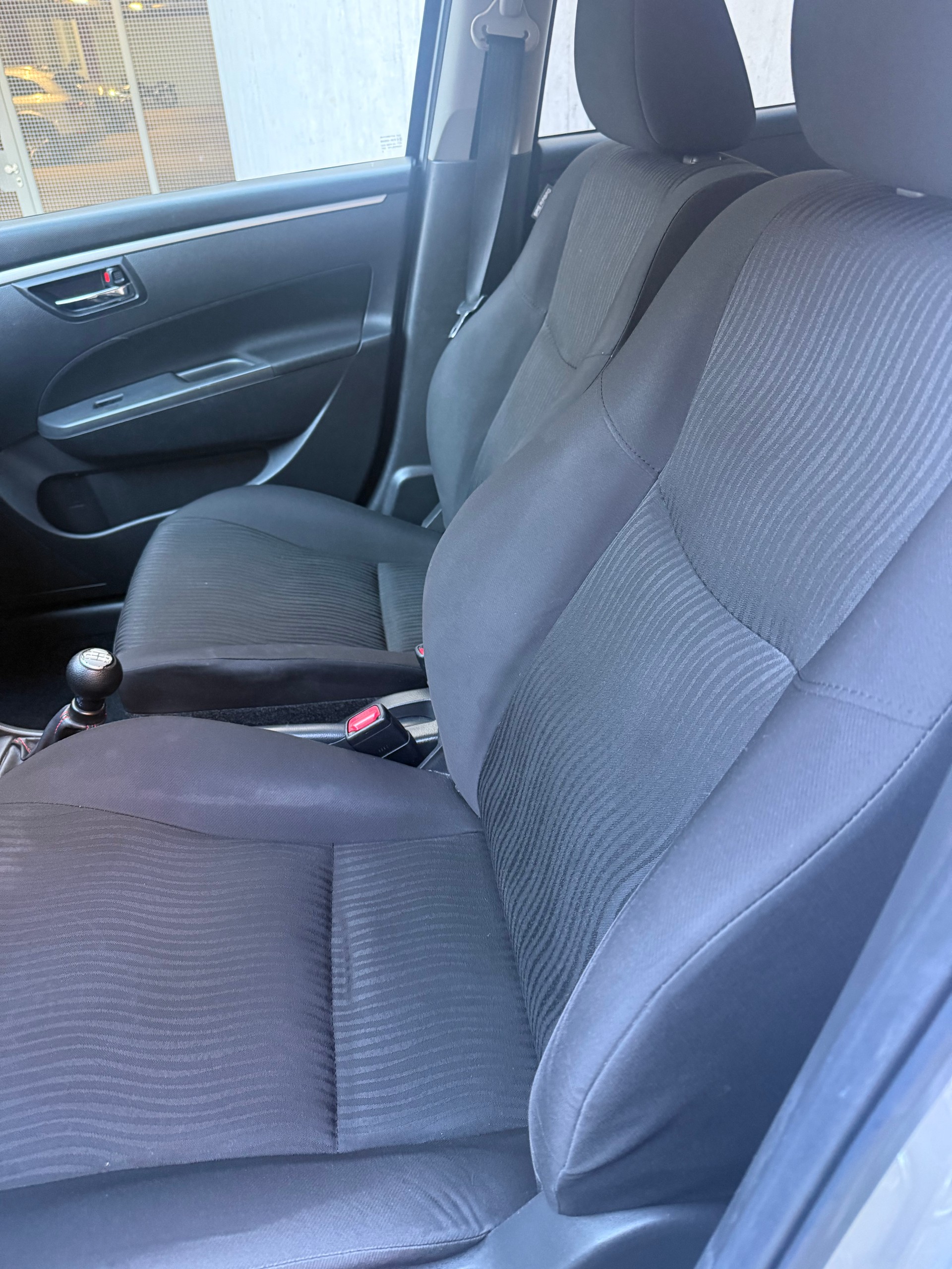 SUZUKI Swift 1.2i 16V GL-image-10