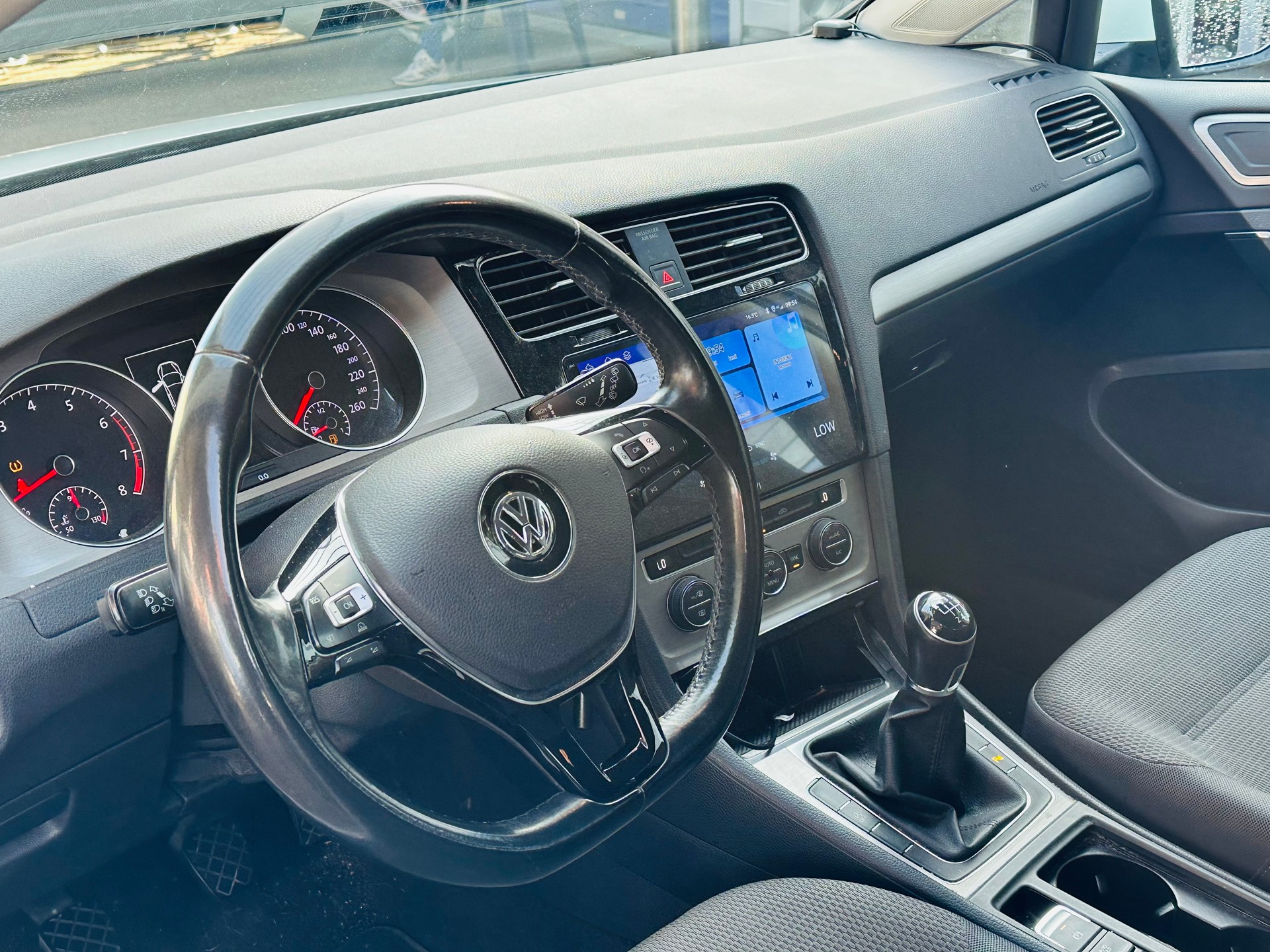 VW Golf 1.2 TSI Comfortline-image-8