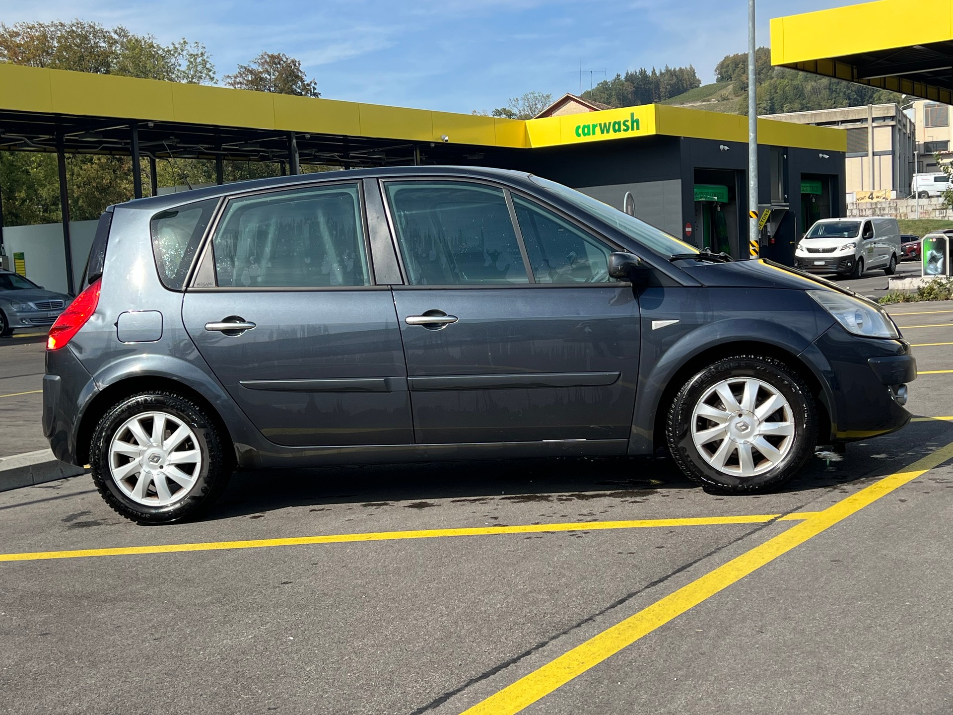 RENAULT Scénic 2.0 16V Fairway Automatic-image-2