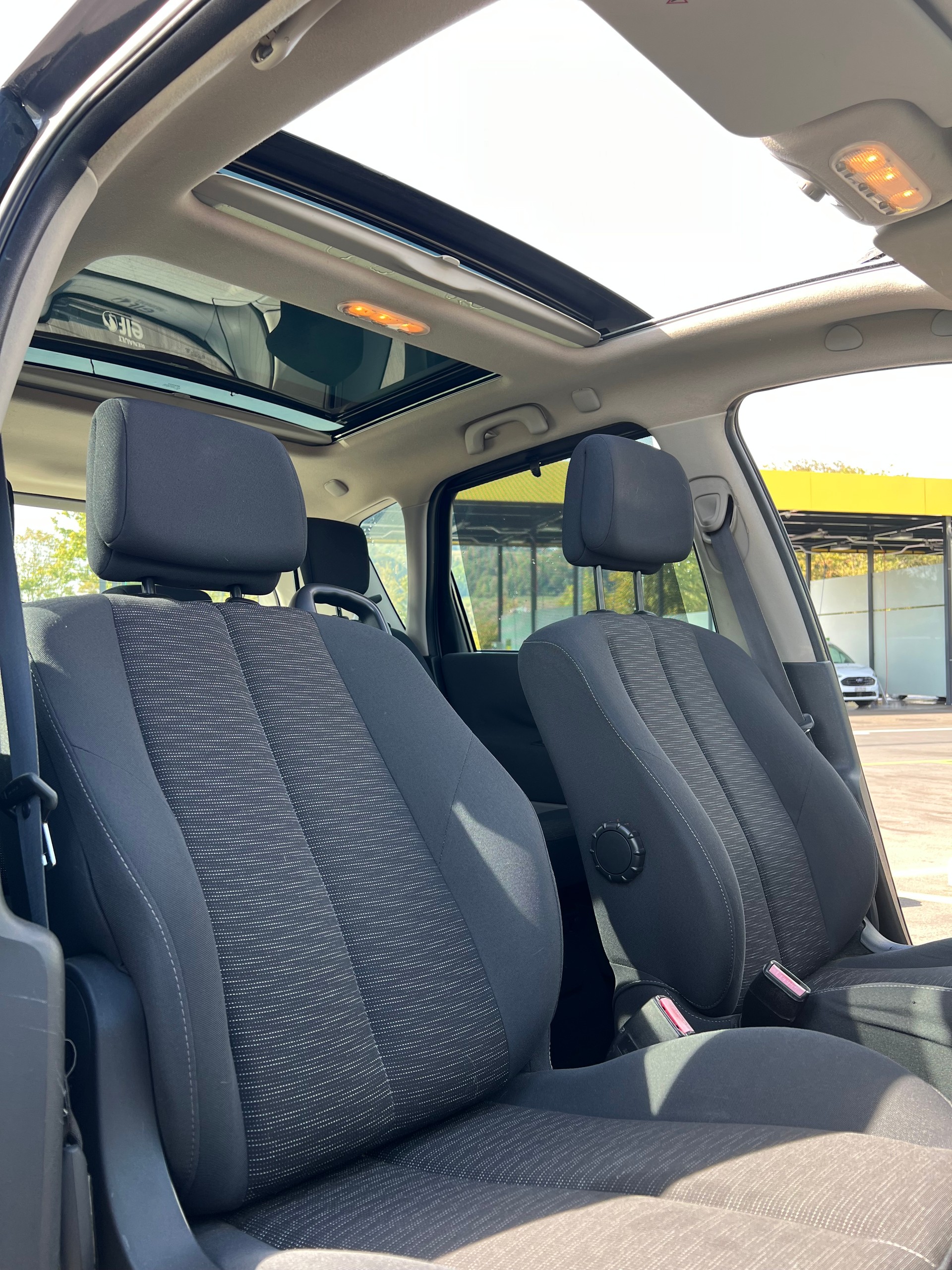 RENAULT Scénic 2.0 16V Fairway Automatic-image-10