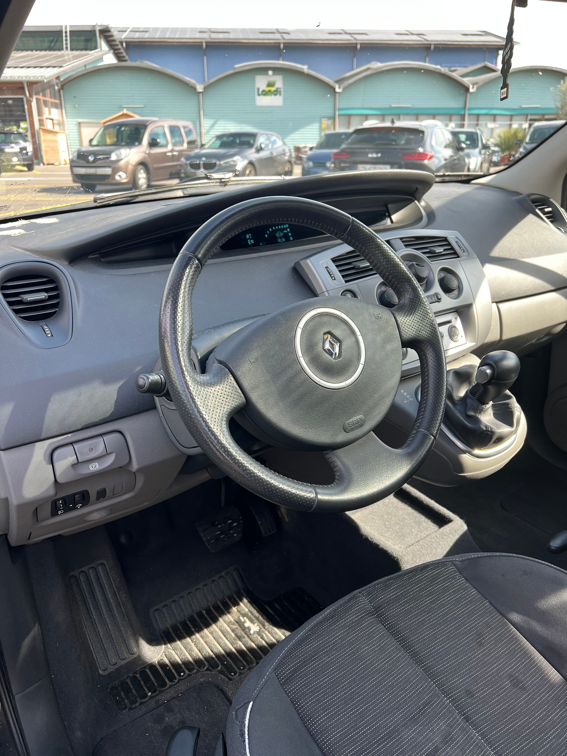 RENAULT Scénic 2.0 16V Fairway Automatic-image-6
