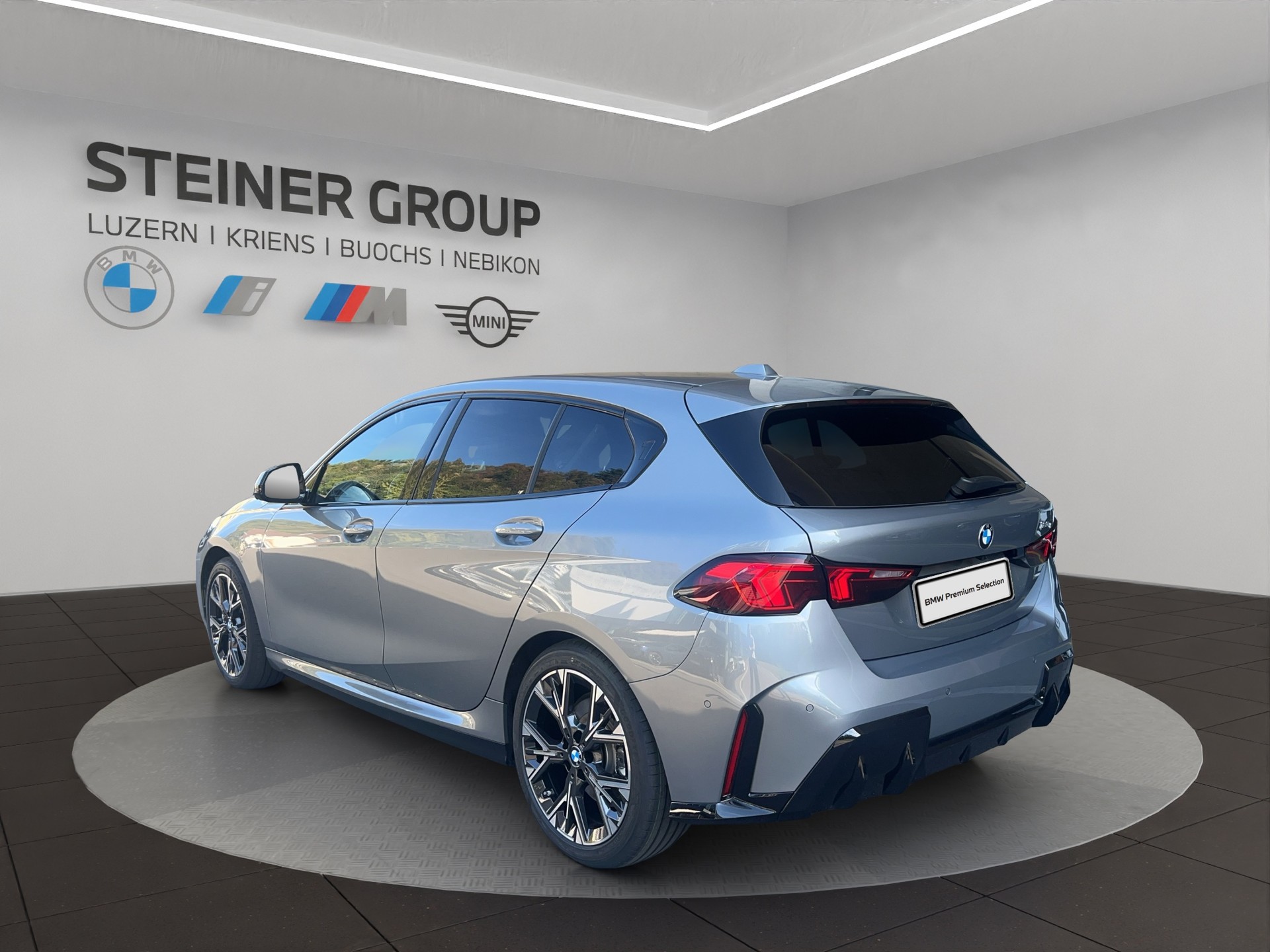 BMW 123 xDrive M Sport Steptronic-image-6