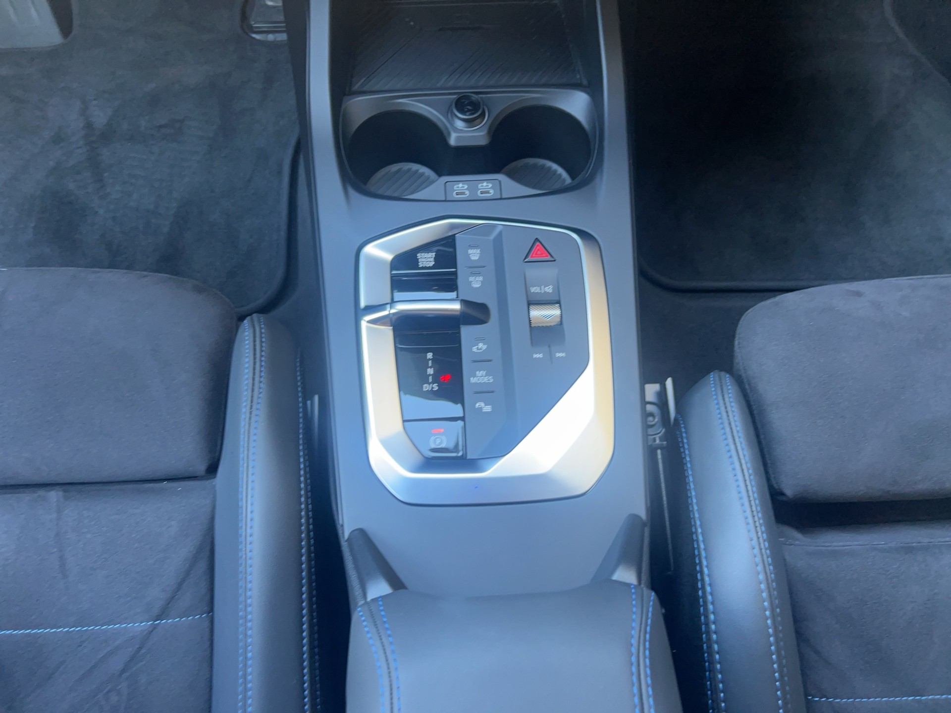 BMW 123 xDrive M Sport Steptronic-image-16