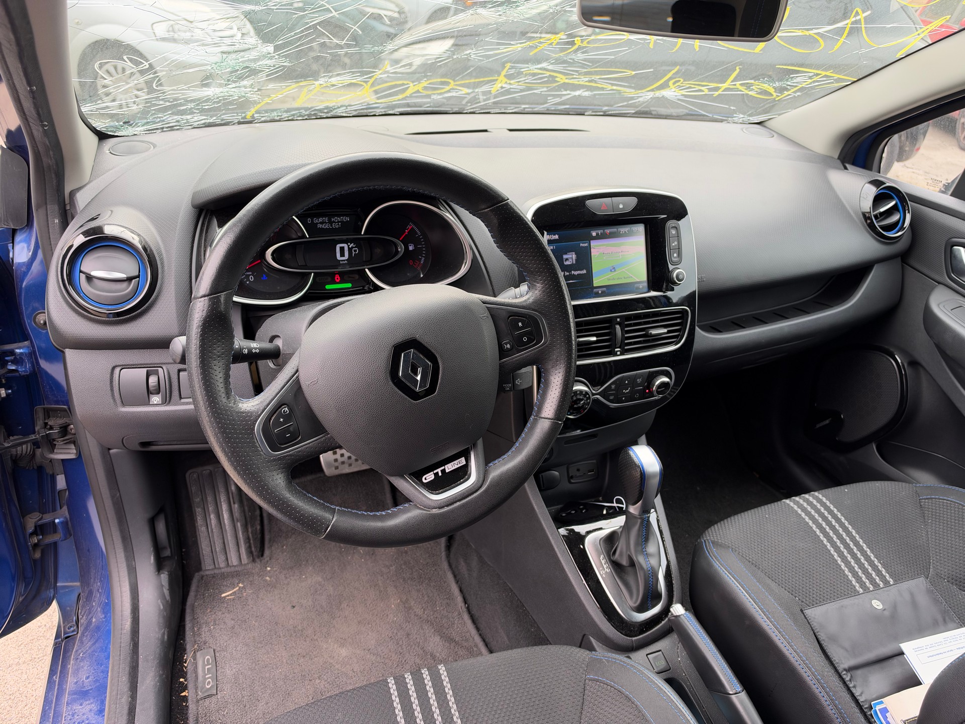 RENAULT Clio Grandtour 1.2 16V T Intens EDC-image-12