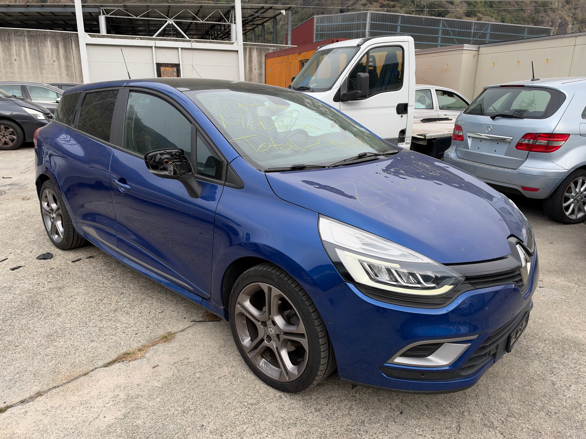 RENAULT Clio Grandtour 1.2 16V T Intens EDC-image-3