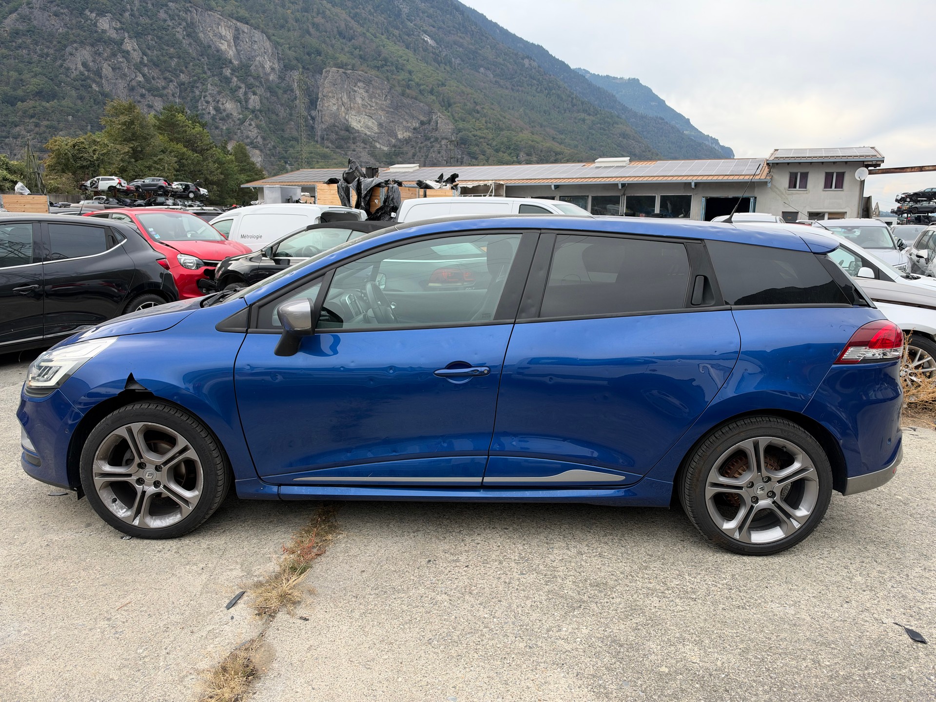 RENAULT Clio Grandtour 1.2 16V T Intens EDC-image-0