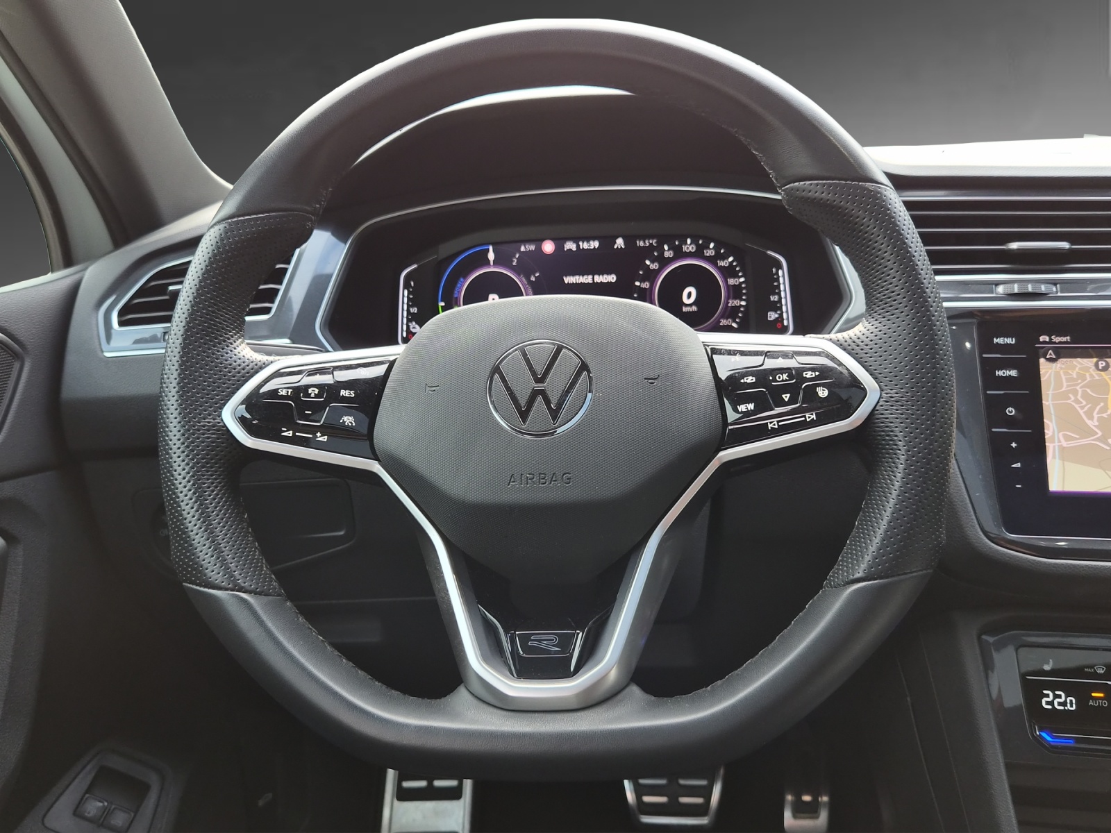 VW Tiguan 1.4TSI PHEV Selection DSG-image-8