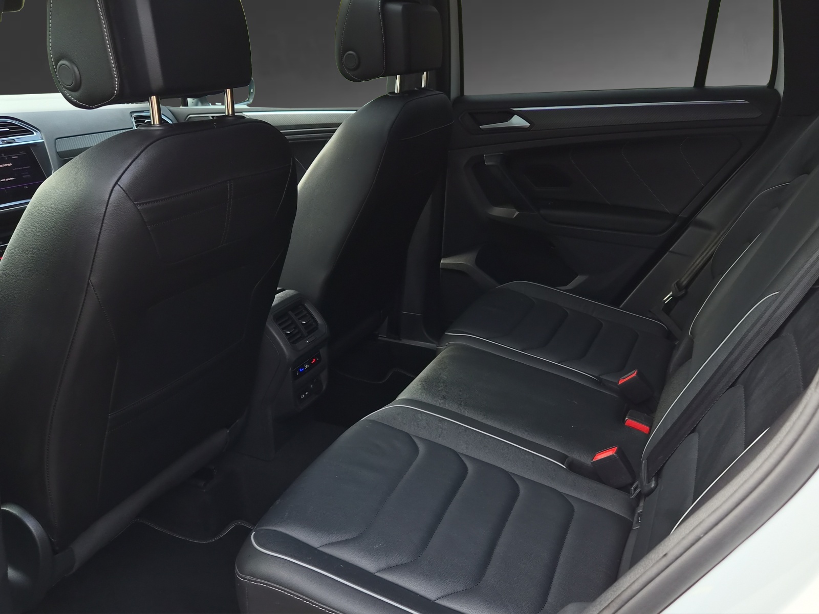 VW Tiguan 1.4TSI PHEV Selection DSG-image-6