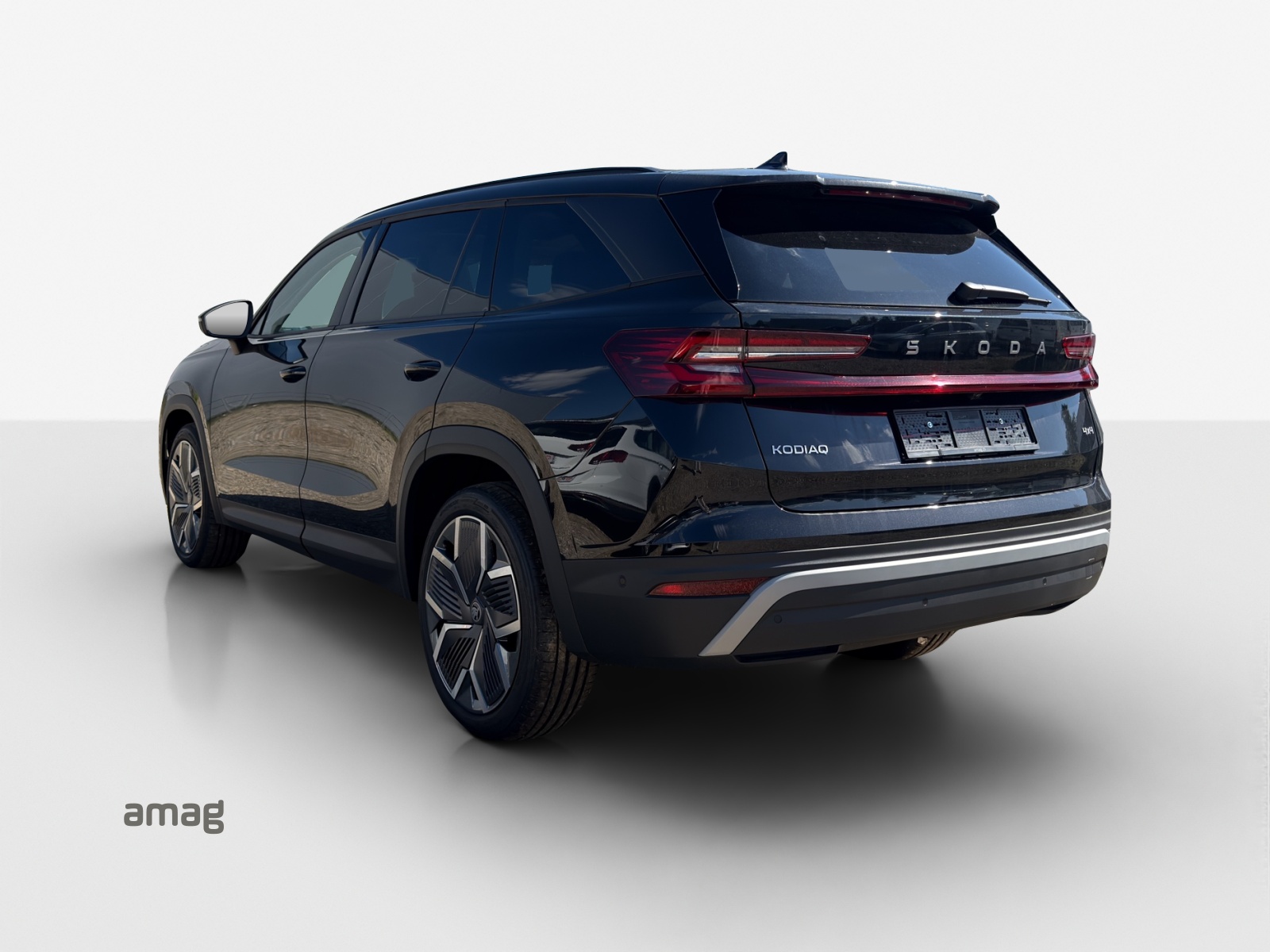 SKODA Kodiaq Selection 2.0TDI 193PS 7DSG4x4-image-2
