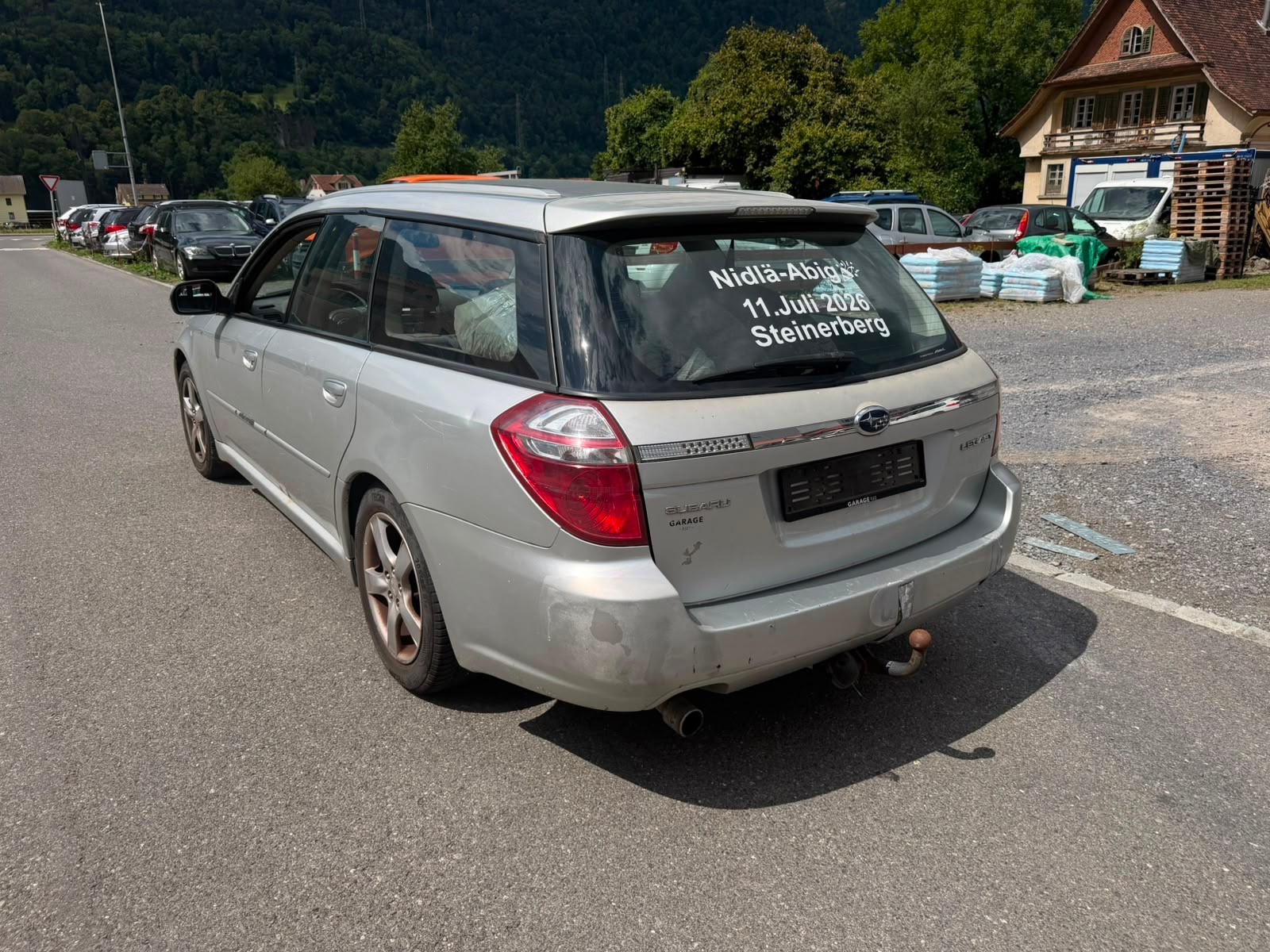 SUBARU Legacy 2.0i Swiss Special AWD-image-2