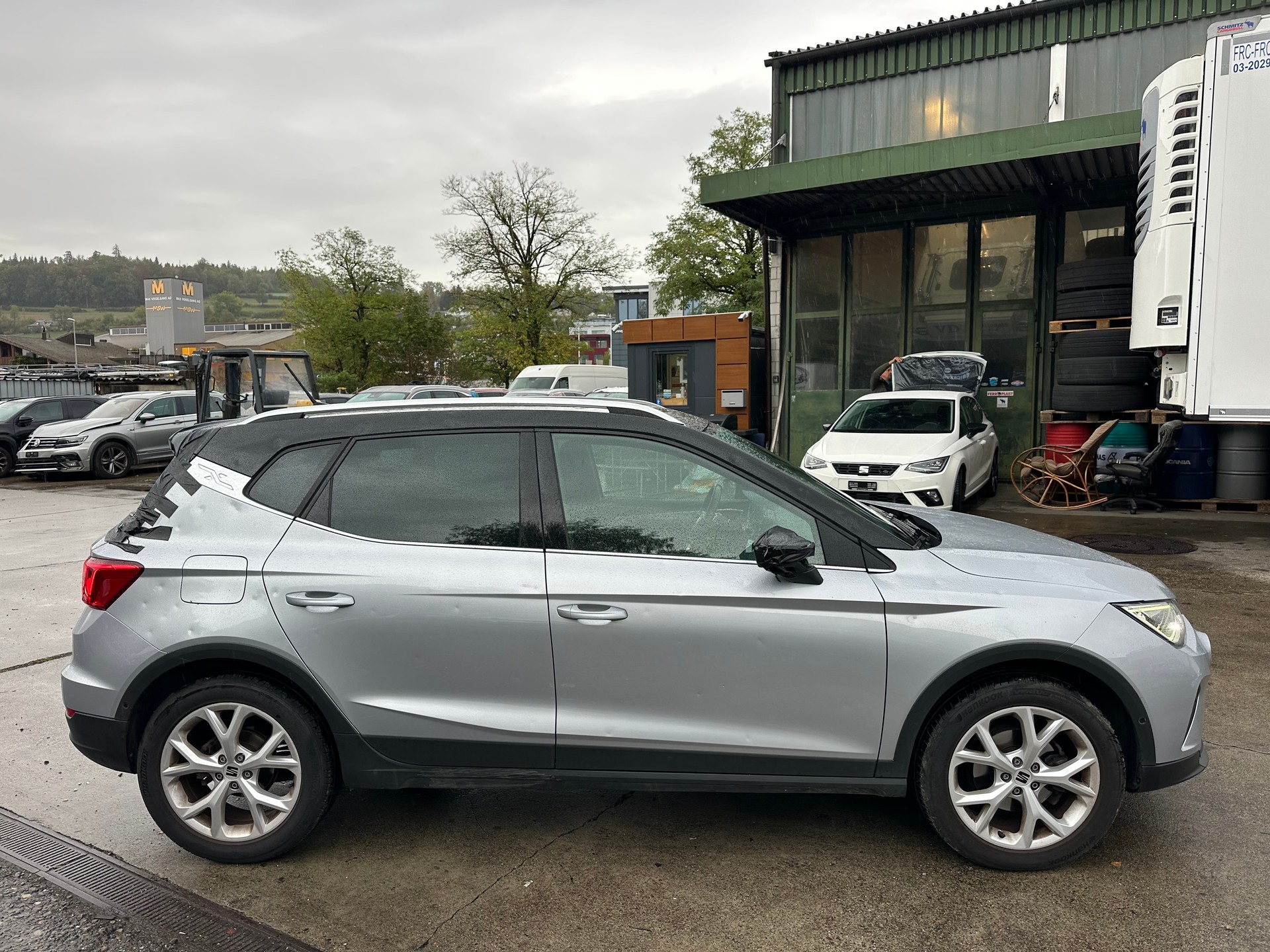 SEAT Arona 1.5 Eco TSI FR DSG-image-4