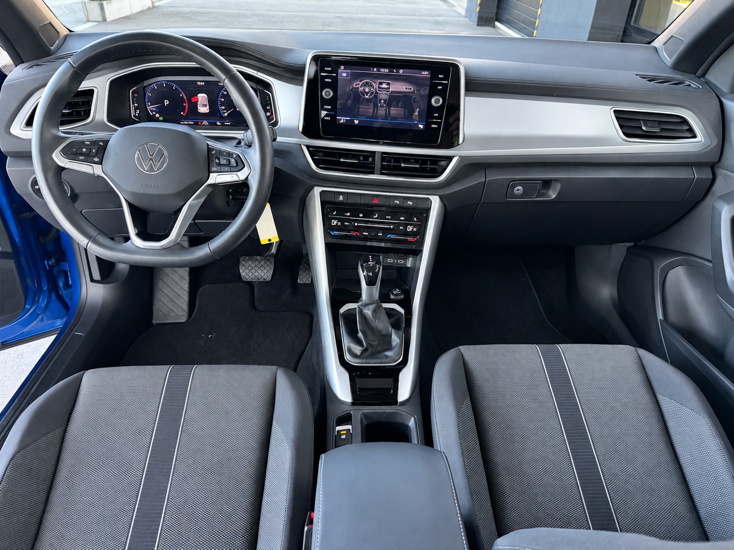 VW T-Roc Cabriolet 1.5 TSI EVO Style DSG-image-9