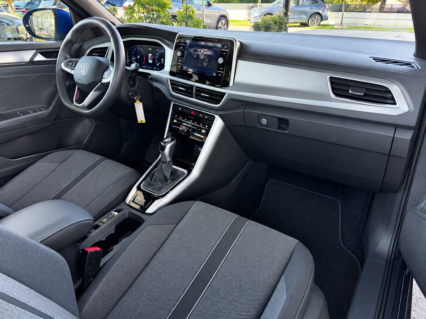 VW T-Roc Cabriolet 1.5 TSI EVO Style DSG-image-11