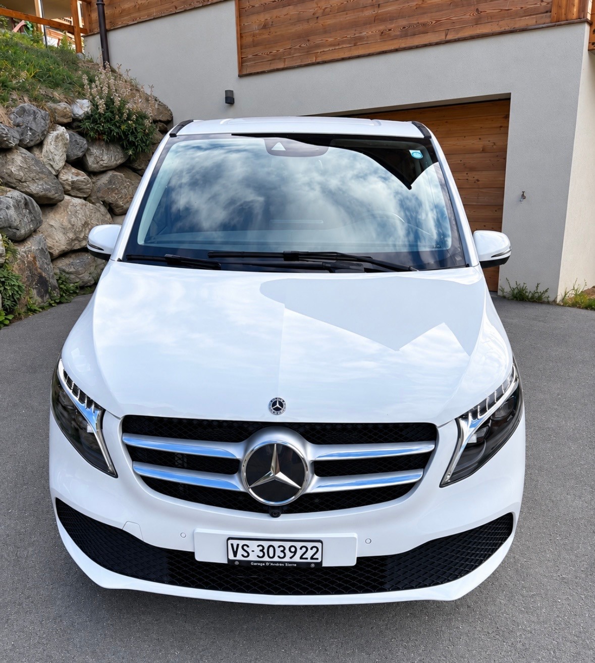 MERCEDES-BENZ V 250 d Trend lang-image-1