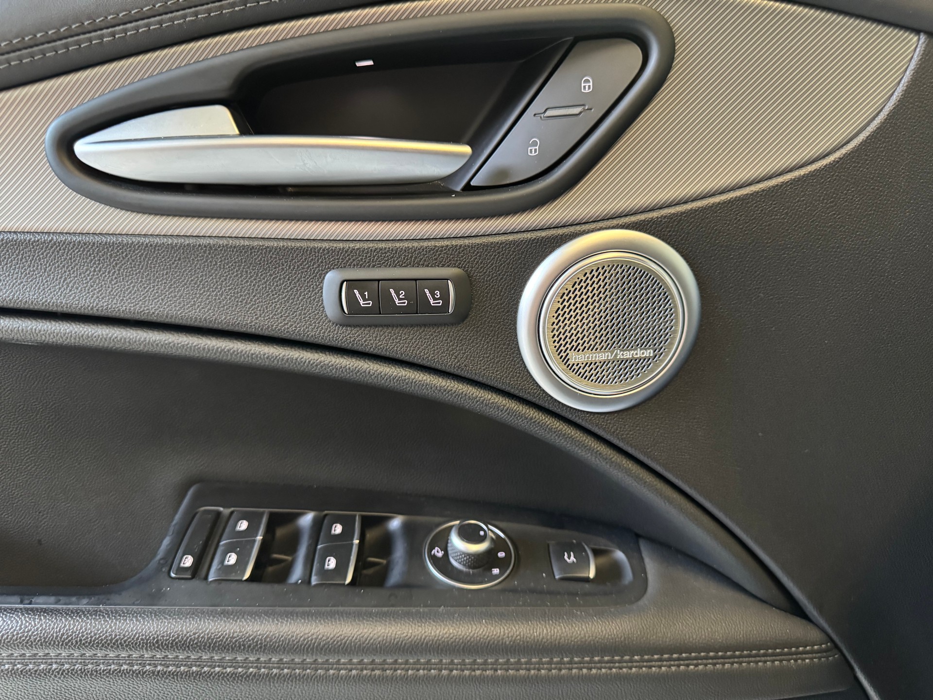 ALFA ROMEO Stelvio 2.0 Sport Q4 Automatic ## Auto CH🇨🇭*assetto sportivo*distanziali*8 ruote-image-11