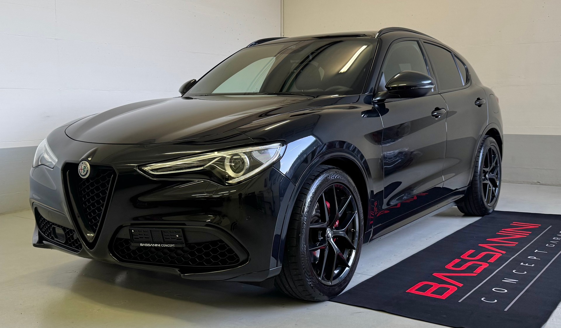 ALFA ROMEO Stelvio 2.0 Sport Q4 Automatic ## Auto CH🇨🇭*assetto sportivo*distanziali*8 ruote-image-1