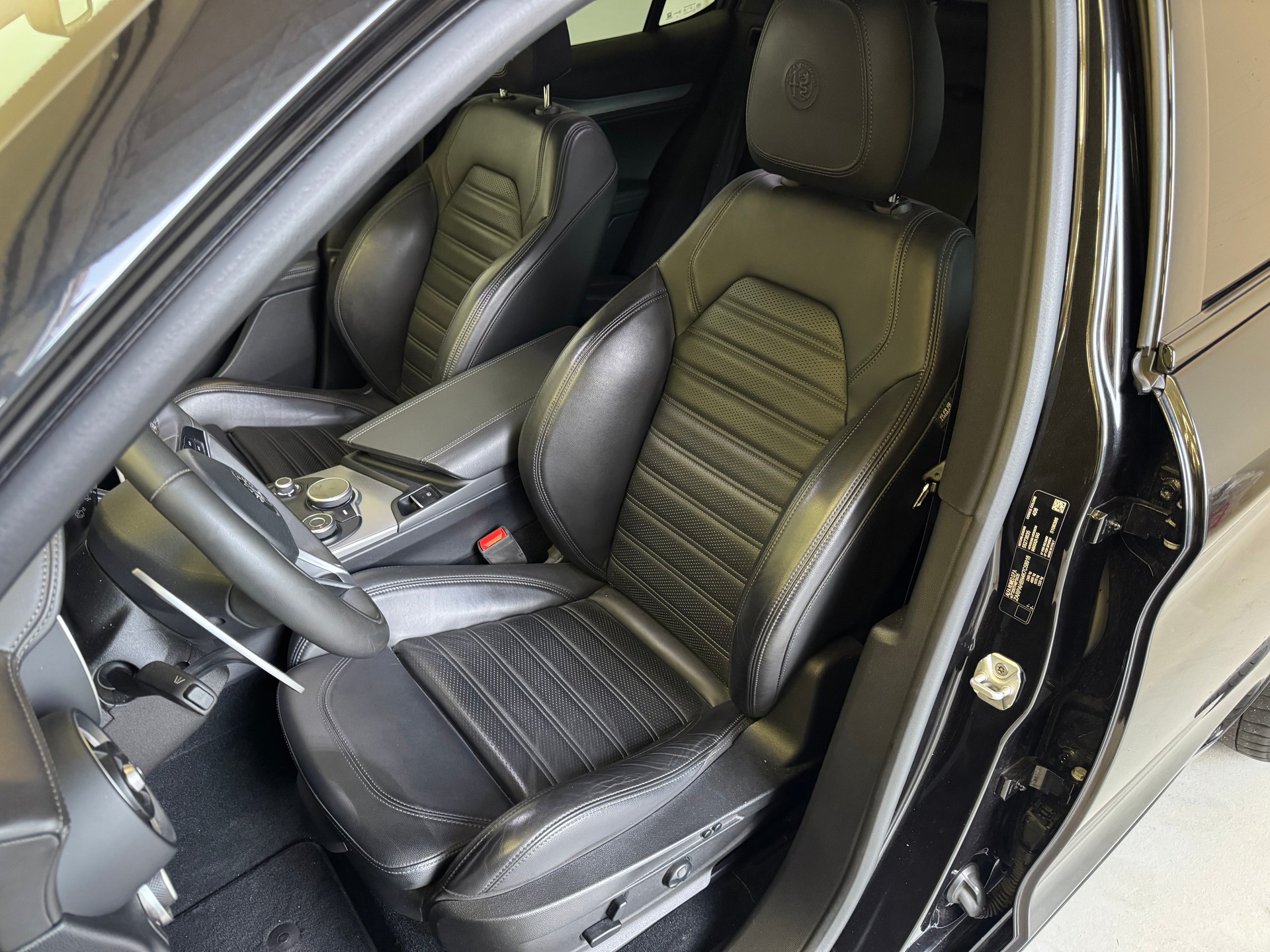 ALFA ROMEO Stelvio 2.0 Sport Q4 Automatic ## Auto CH🇨🇭*assetto sportivo*distanziali*8 ruote-image-8