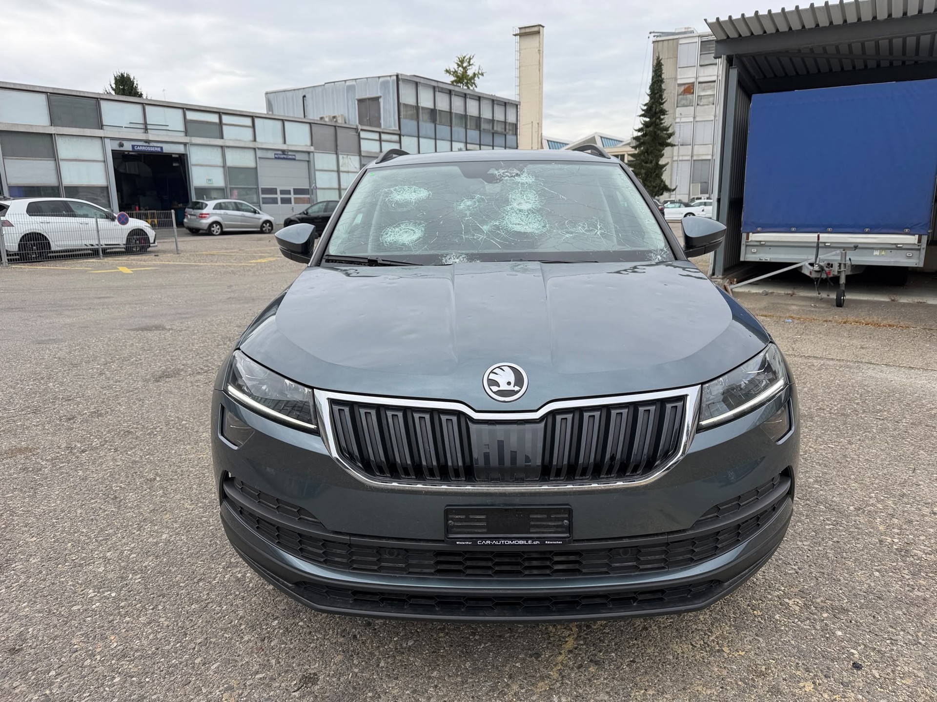 SKODA Karoq 1.0 TSI Ambition DSG-image-2
