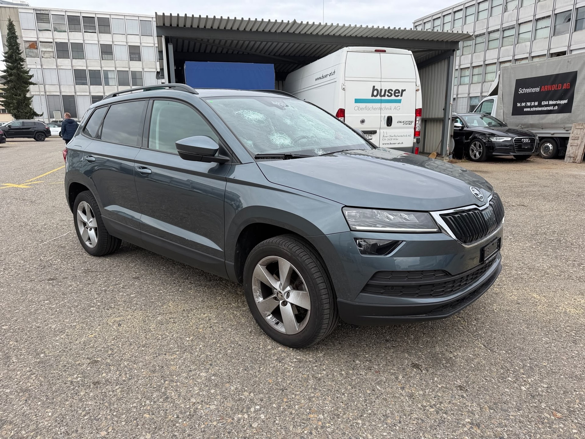 SKODA Karoq 1.0 TSI Ambition DSG-image-0
