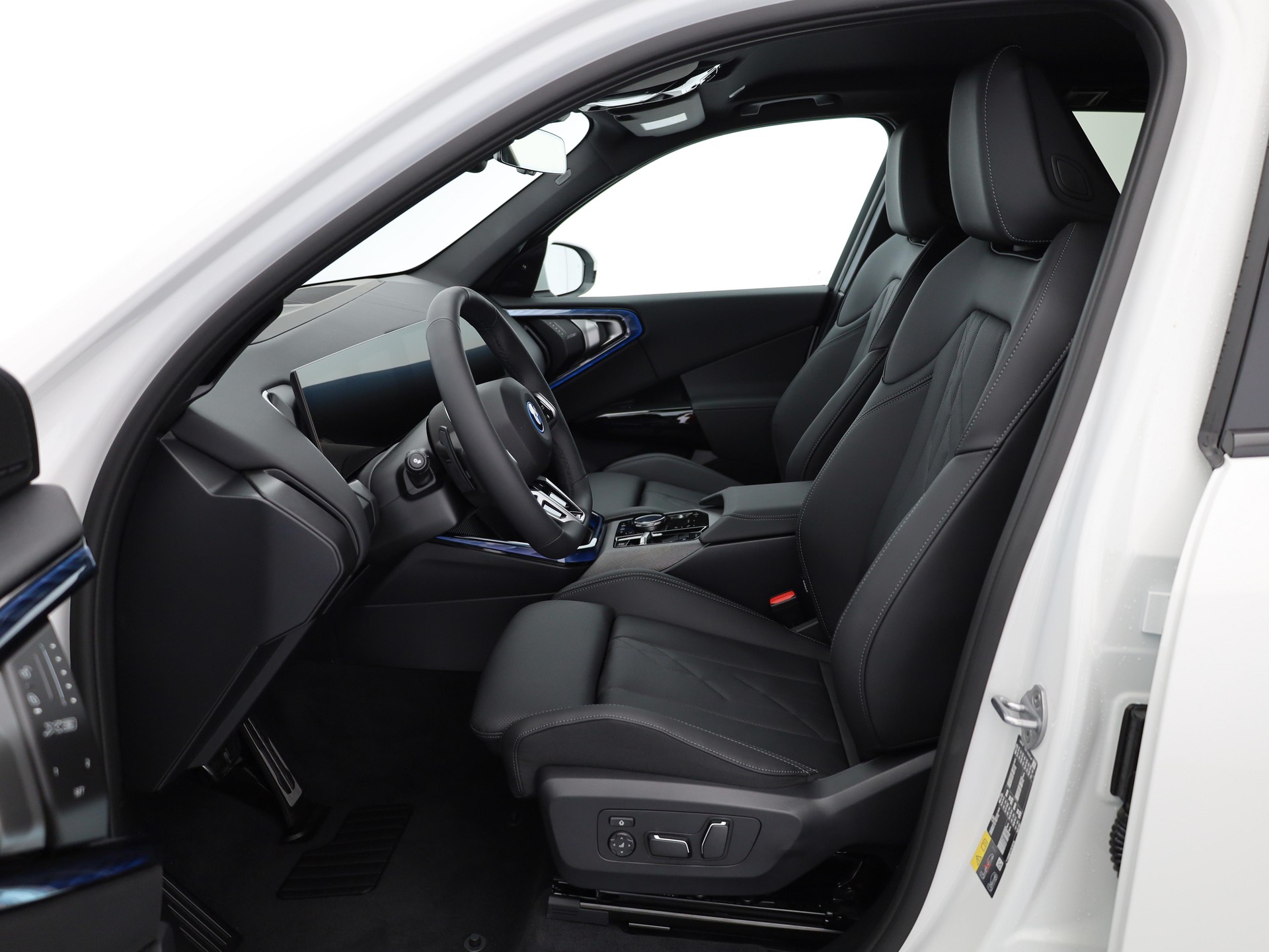 BMW X3 30e xDrive-image-3
