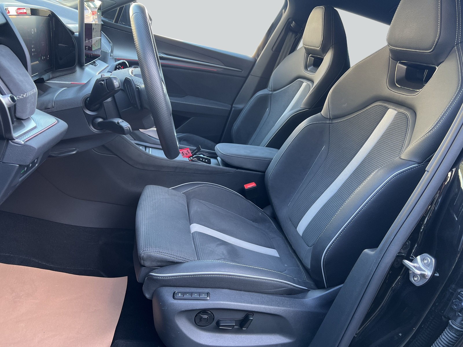 SKODA Kodiaq 2.0 TDI Sportline 4x4-image-9