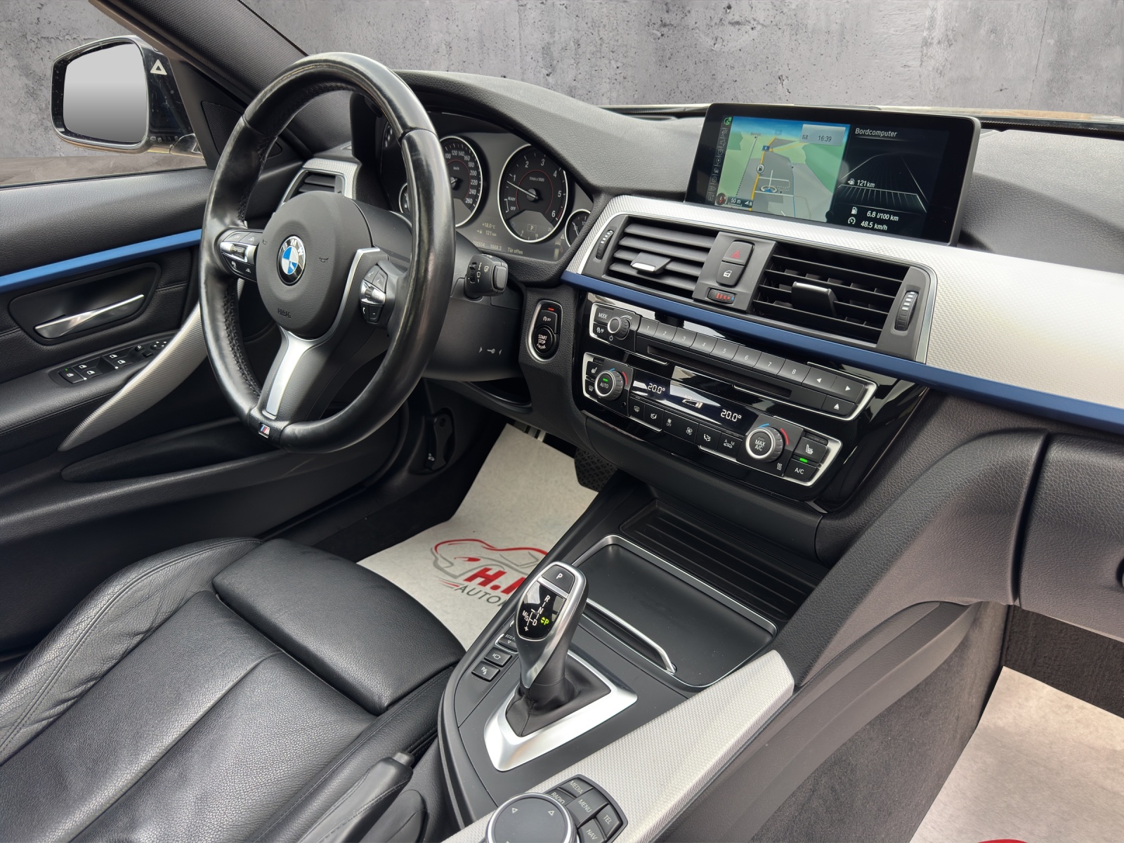 BMW 335d xDrive Touring M Sport Line Steptronic-image-12