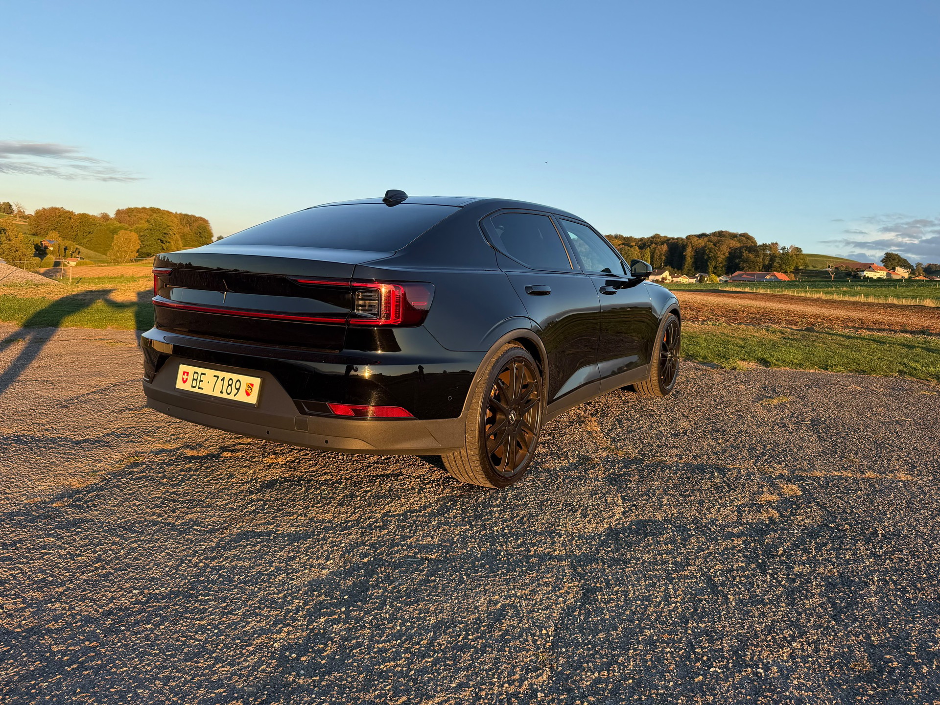 POLESTAR Long Range Dual Motor Performance-image-2