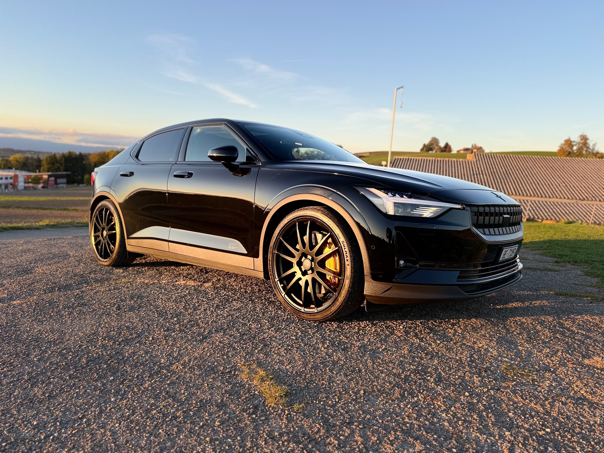 POLESTAR Long Range Dual Motor Performance-image-0