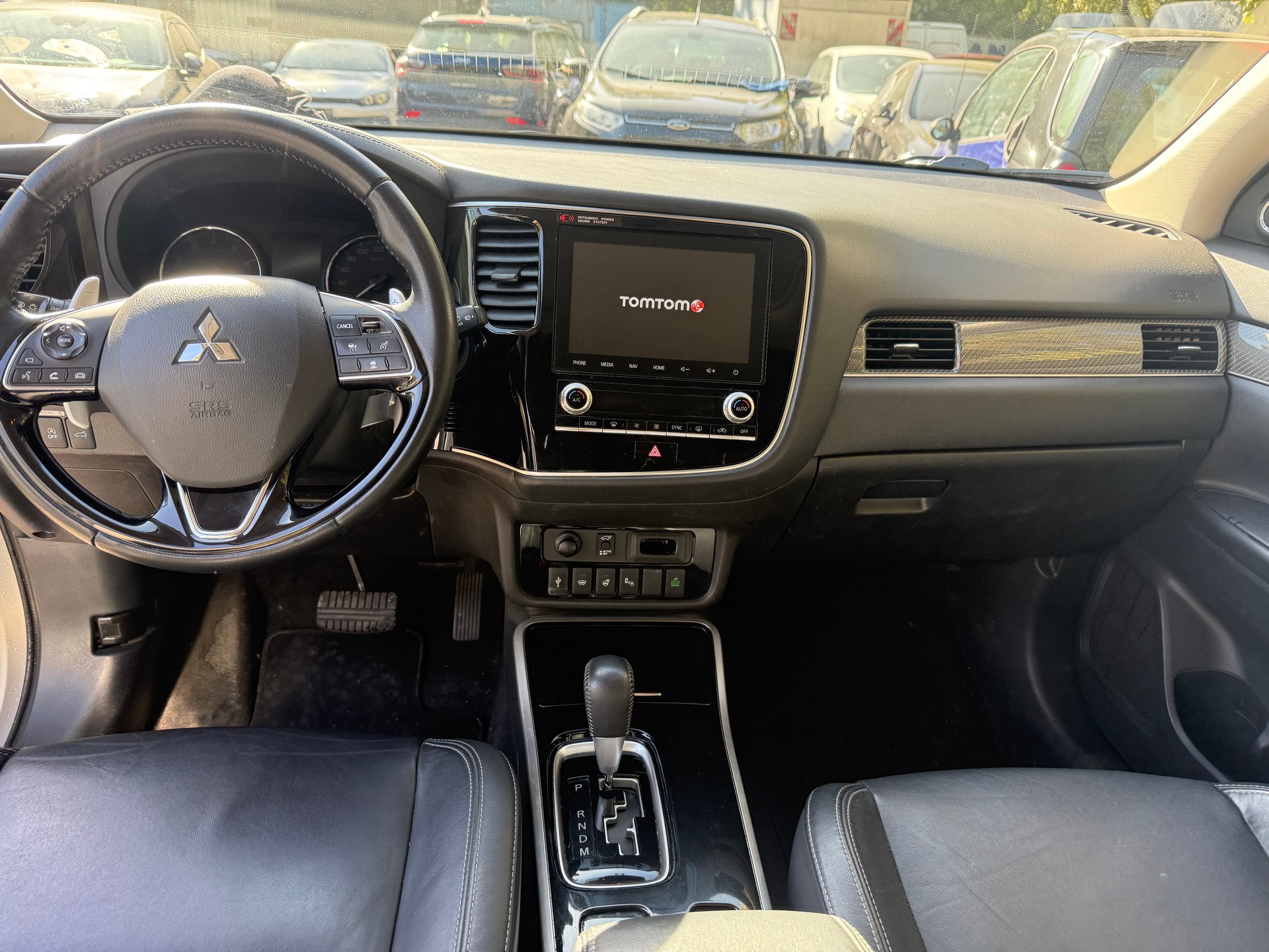 MITSUBISHI Outlander 2.0 Value 4WD CVT-image-7
