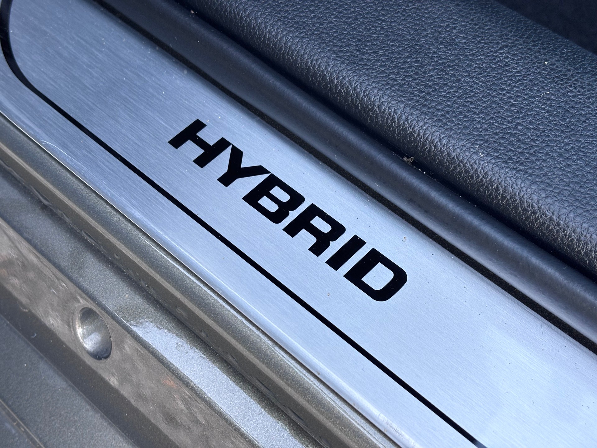 TOYOTA Corolla 1.8 HSD Trend e- CVT (M)-image-10