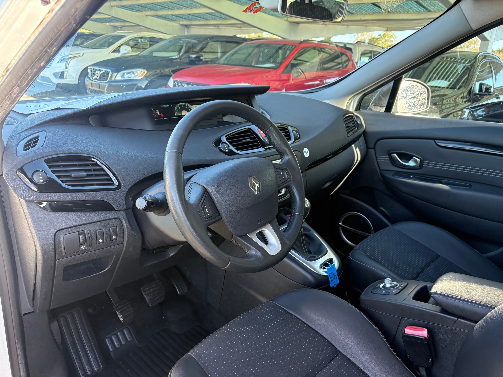 RENAULT Grand Scénic 1.6 dCi Dynamique-image-5