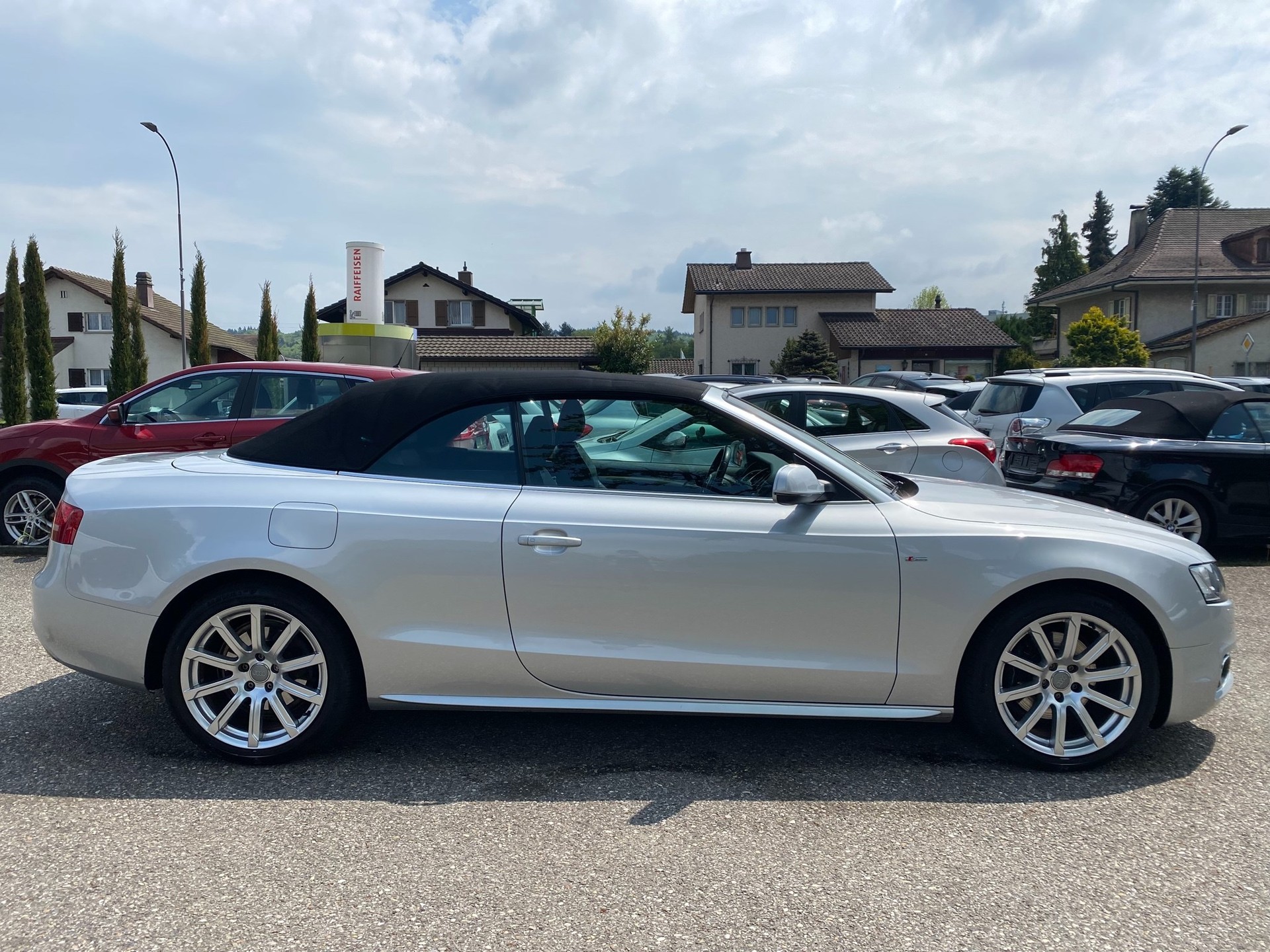 AUDI A5 Cabriolet 2.0 TDI-image-4