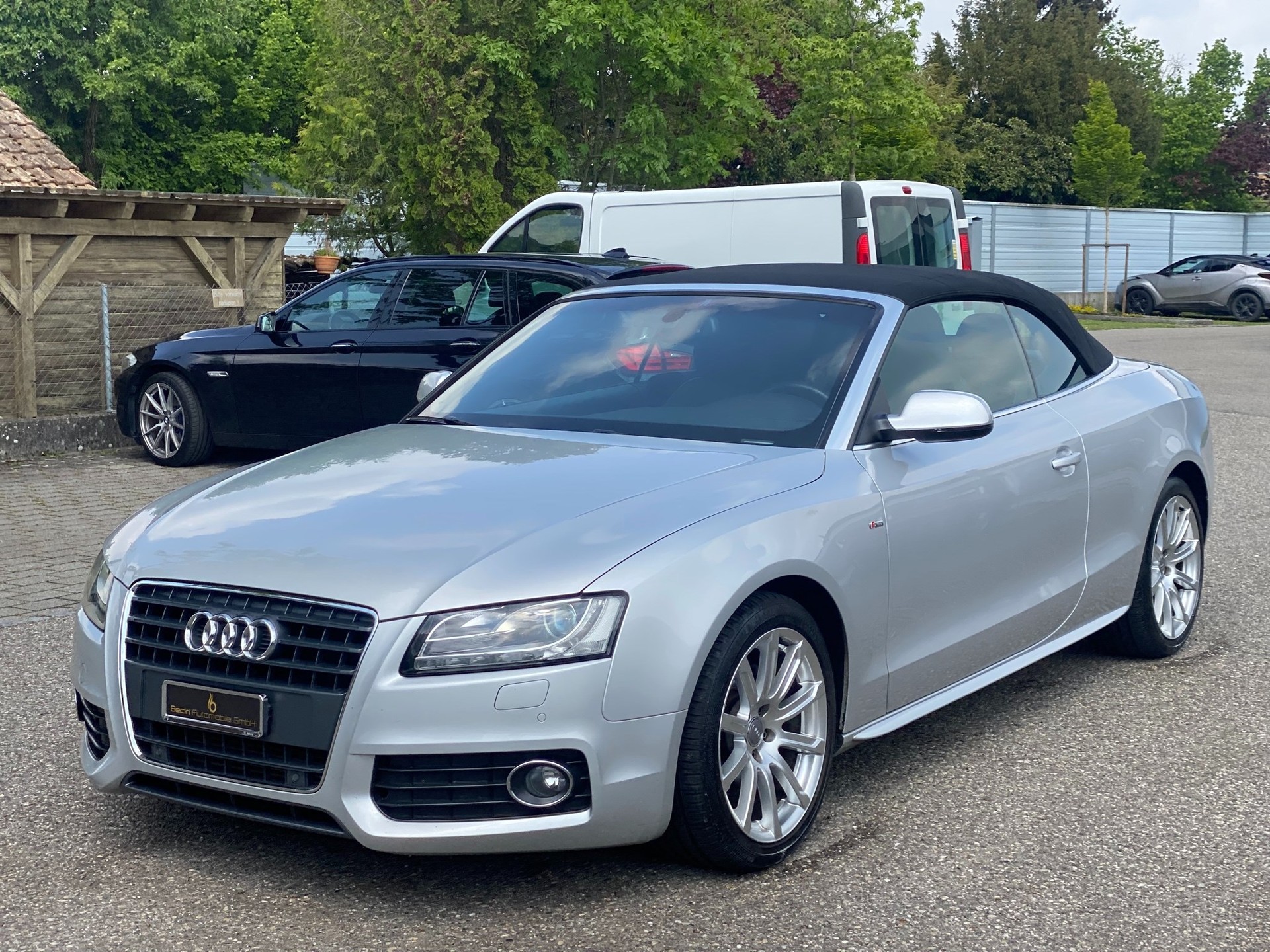 AUDI A5 Cabriolet 2.0 TDI-image-1