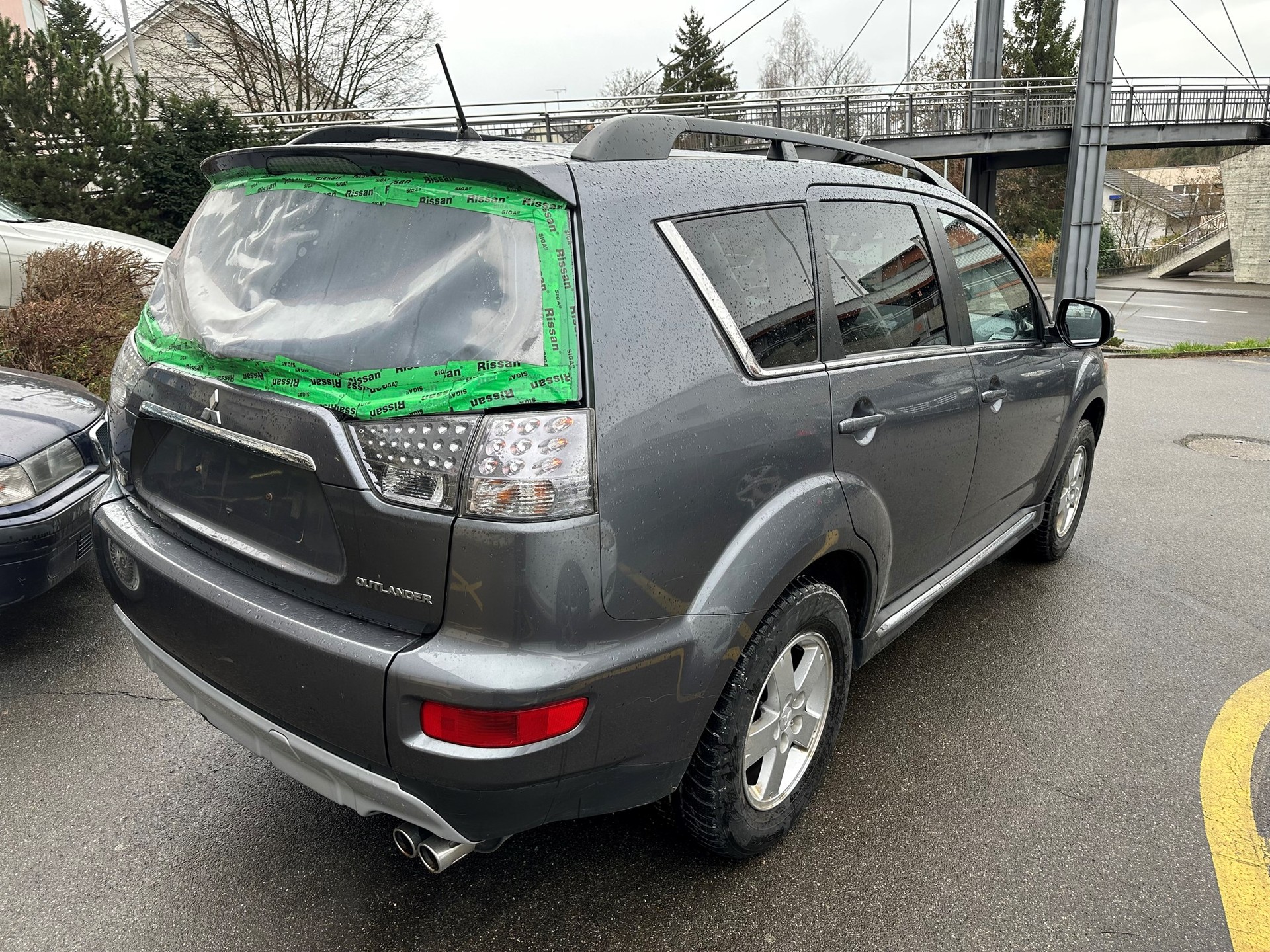 MITSUBISHI Outlander 2.2 DID Jubilé35 4WD TC-SST-image-3