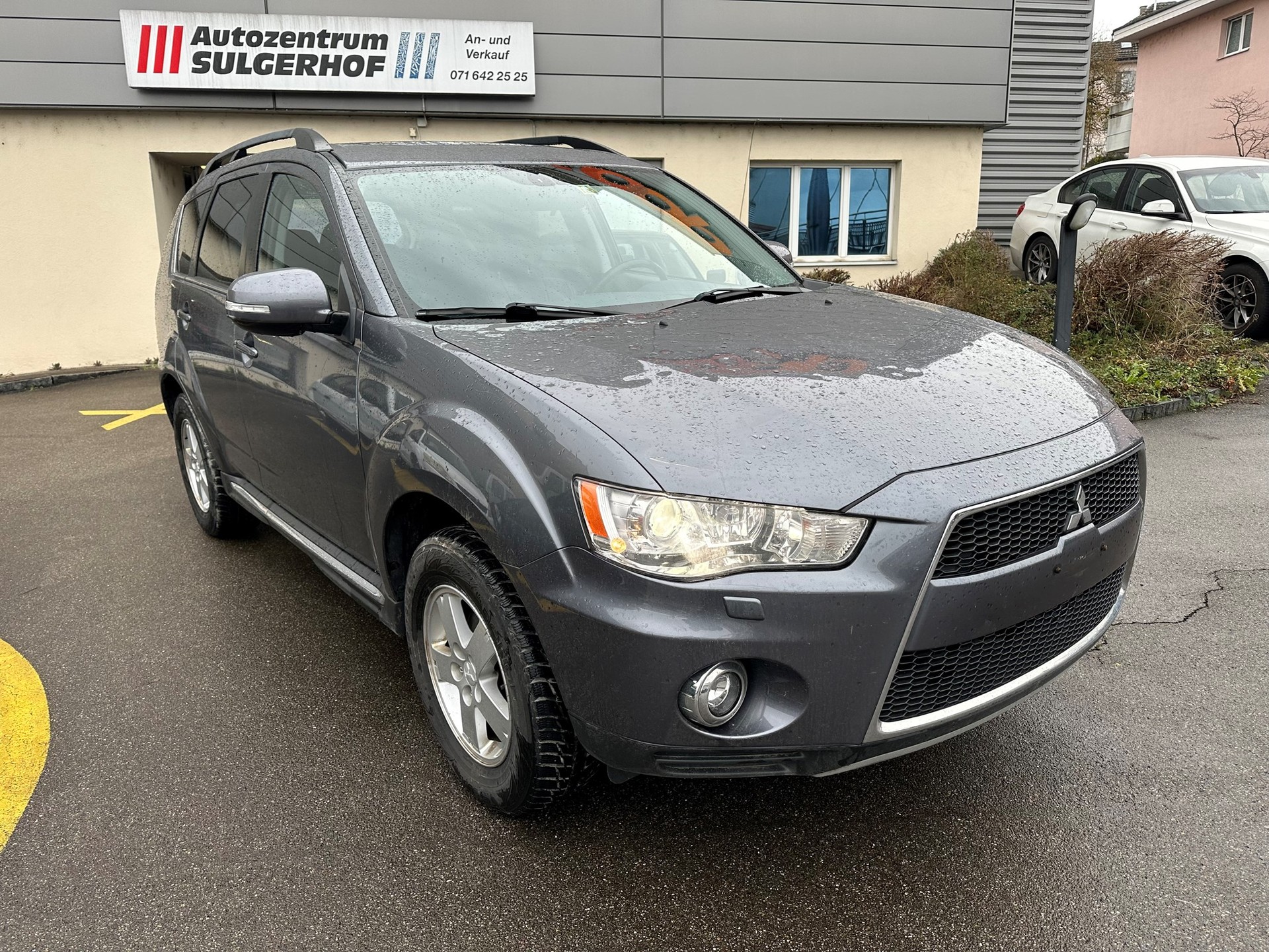 MITSUBISHI Outlander 2.2 DID Jubilé35 4WD TC-SST-image-1