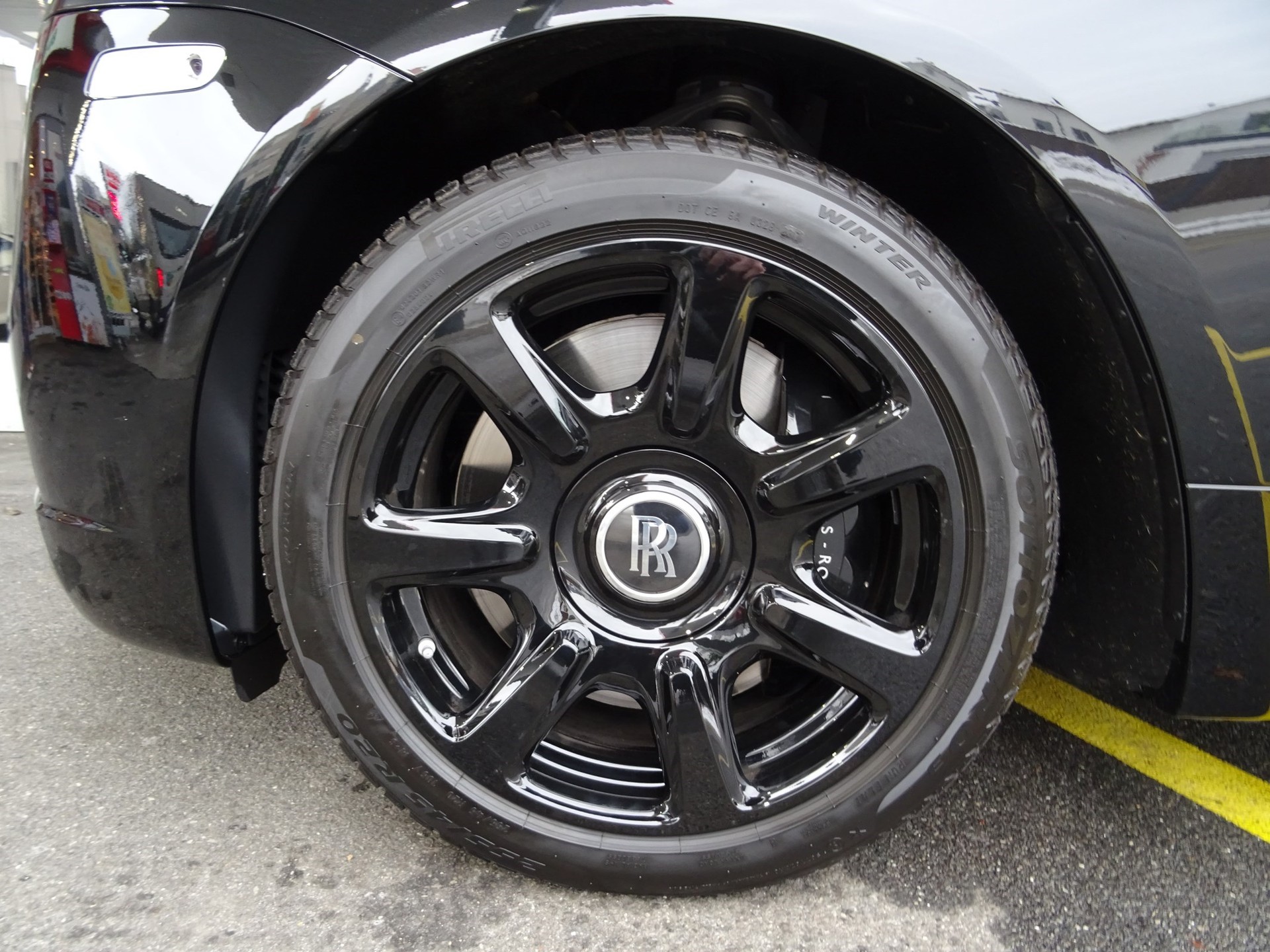 ROLLS-ROYCE Wraith 6.6V12 BlackBadge-image-15